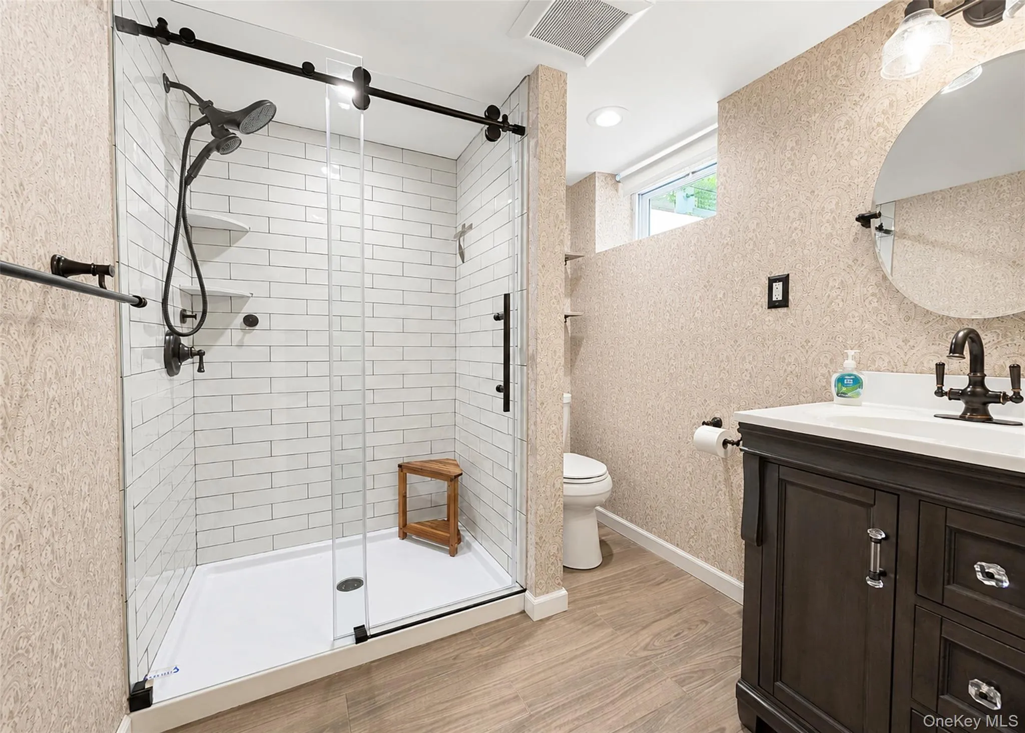 816 Blair Street, Islip, NY, 3 Bedrooms Bedrooms, 9 Rooms Rooms,2 BathroomsBathrooms,Residential,For Rent,Blair,0,1007773 816 Blair Street, Islip, NY, 3 Bedrooms Bedrooms, 9 Rooms Rooms,2 BathroomsBathrooms,Residential,For Rent,Blair,0,1007773