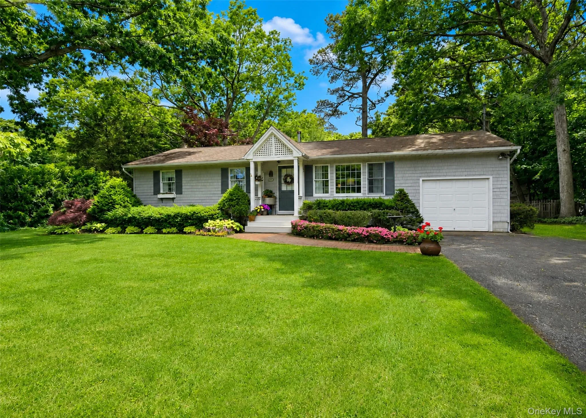 816 Blair Street, Islip, NY, 3 Bedrooms Bedrooms, 9 Rooms Rooms,2 BathroomsBathrooms,Residential,For Rent,Blair,0,1007773 816 Blair Street, Islip, NY, 3 Bedrooms Bedrooms, 9 Rooms Rooms,2 BathroomsBathrooms,Residential,For Rent,Blair,0,1007773