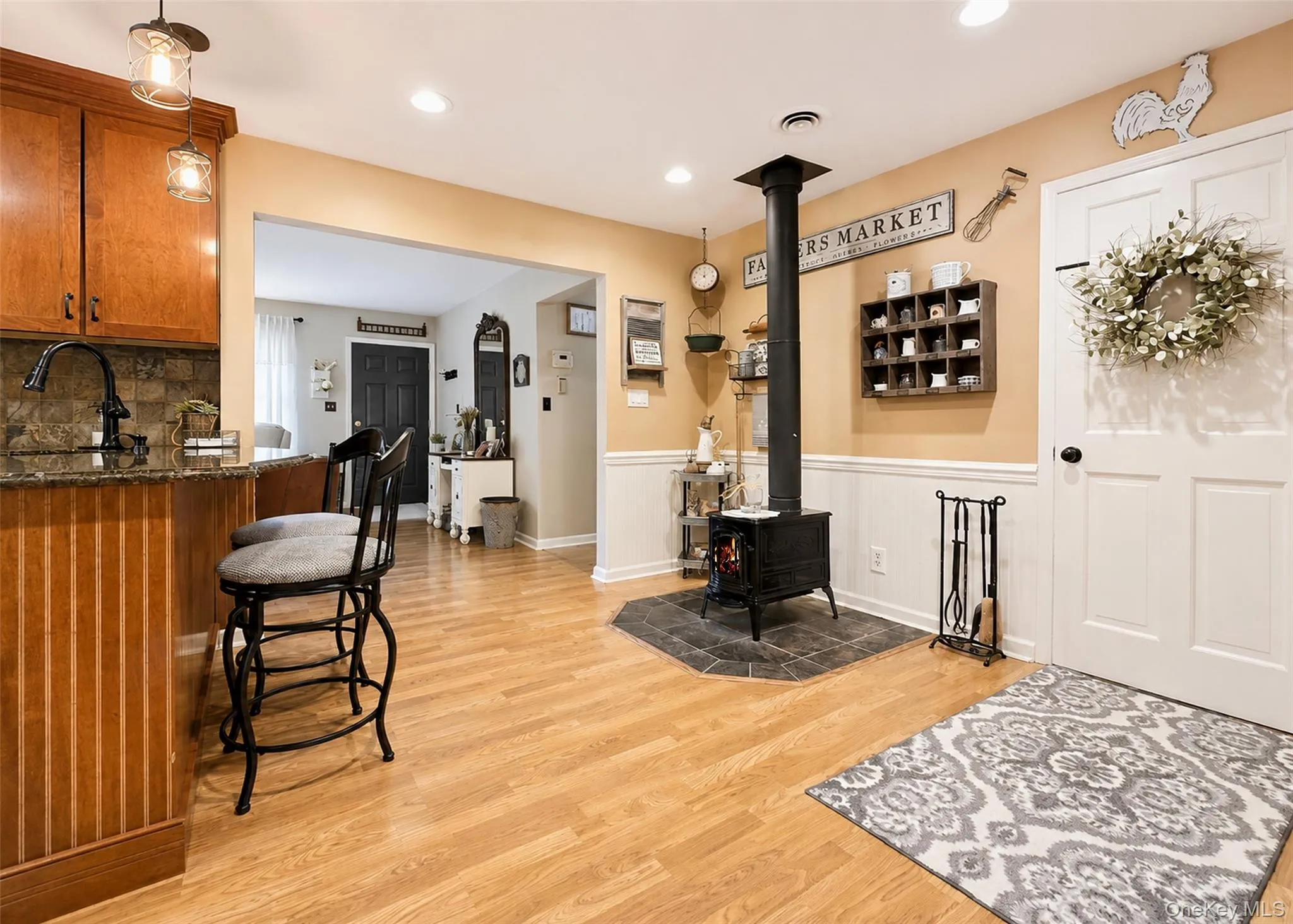 816 Blair Street, Islip, NY, 3 Bedrooms Bedrooms, 9 Rooms Rooms,2 BathroomsBathrooms,Residential,For Rent,Blair,0,1007773 816 Blair Street, Islip, NY, 3 Bedrooms Bedrooms, 9 Rooms Rooms,2 BathroomsBathrooms,Residential,For Rent,Blair,0,1007773