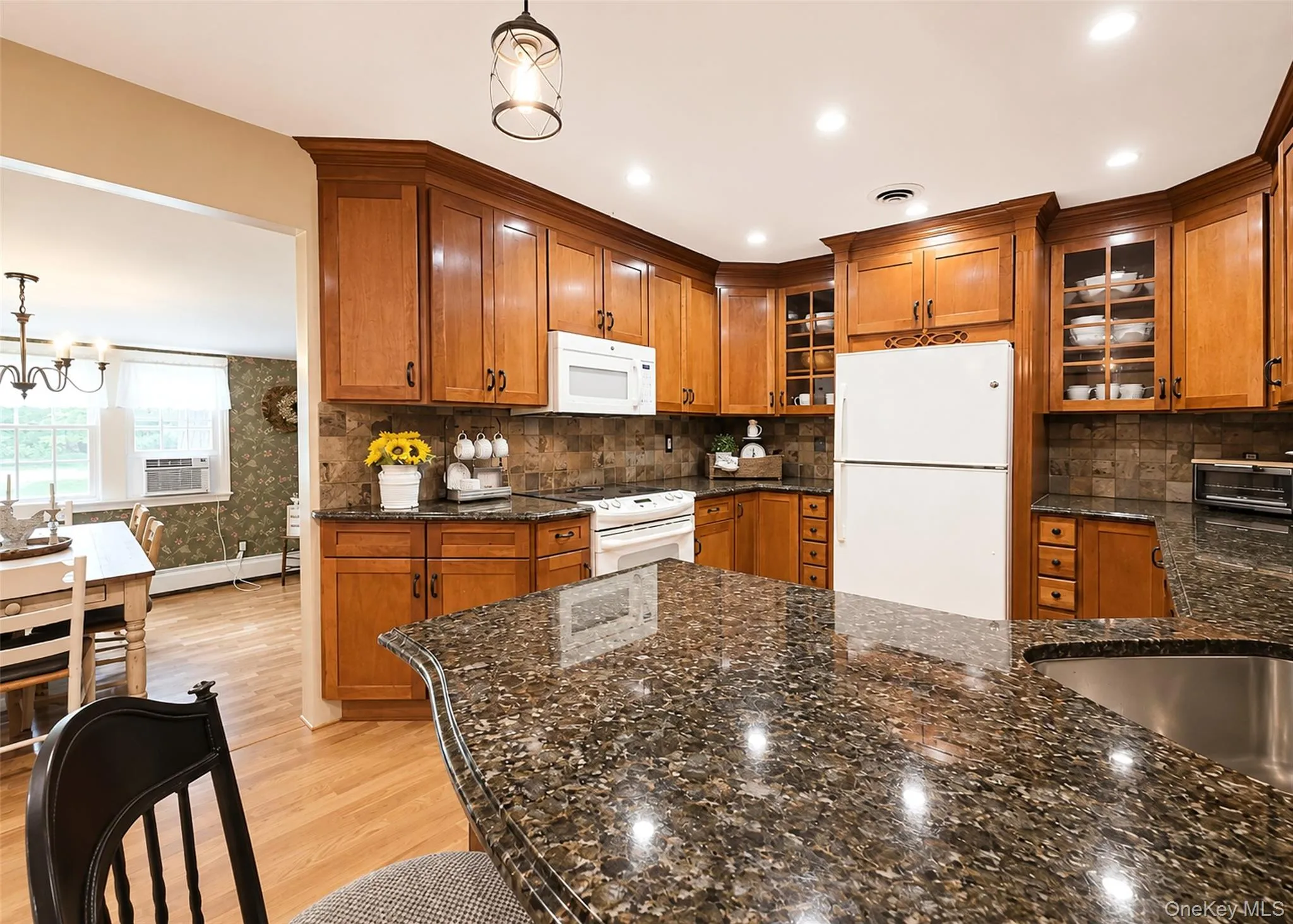 816 Blair Street, Islip, NY, 3 Bedrooms Bedrooms, 9 Rooms Rooms,2 BathroomsBathrooms,Residential,For Rent,Blair,0,1007773 816 Blair Street, Islip, NY, 3 Bedrooms Bedrooms, 9 Rooms Rooms,2 BathroomsBathrooms,Residential,For Rent,Blair,0,1007773