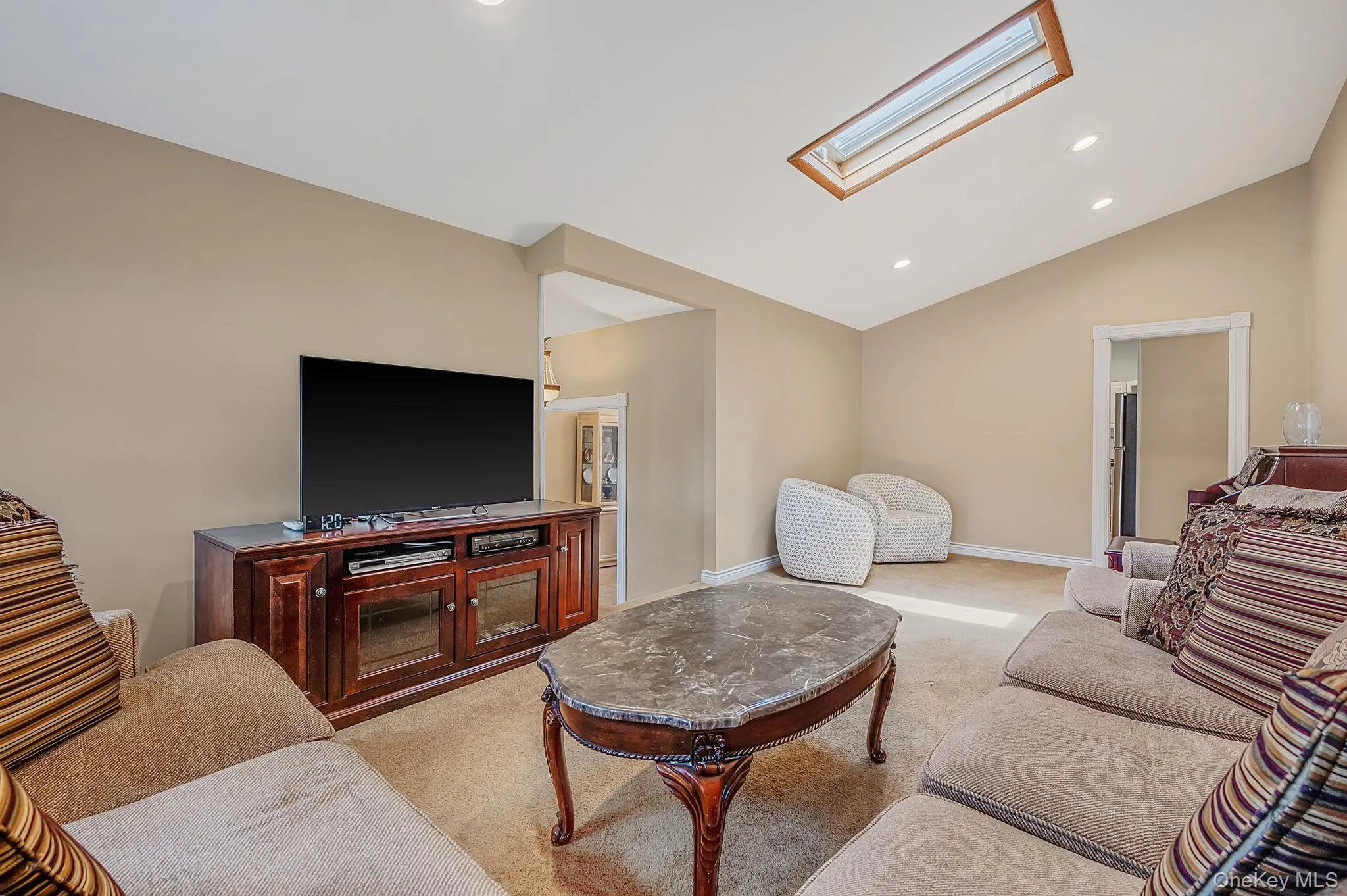 43 Dale Lane, Smithtown, NY, 3 Bedrooms Bedrooms, 5 Rooms Rooms,1 BathroomBathrooms,Residential,For Rent,Dale,0,1007779 43 Dale Lane, Smithtown, NY, 3 Bedrooms Bedrooms, 5 Rooms Rooms,1 BathroomBathrooms,Residential,For Rent,Dale,0,1007779