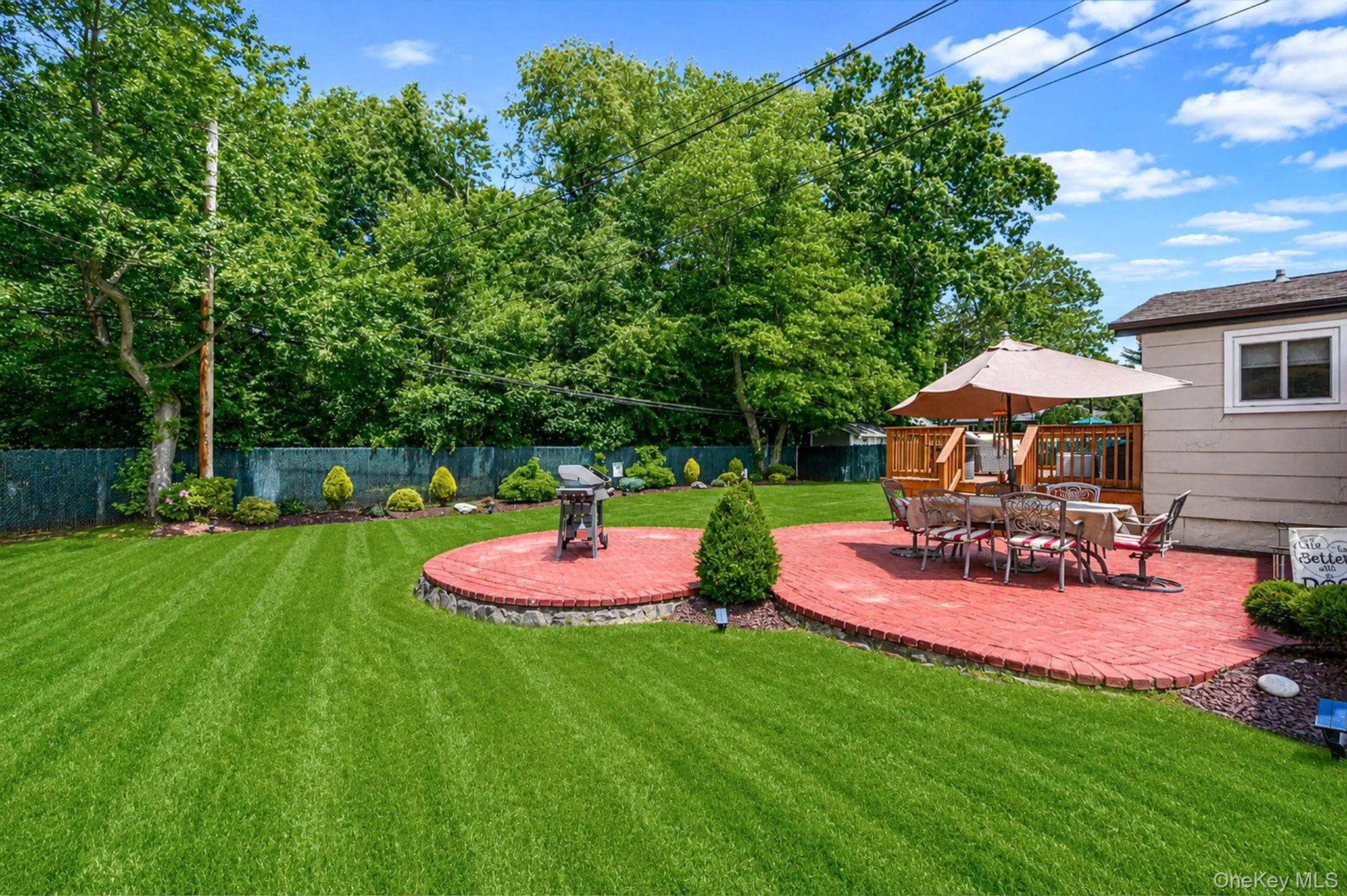 43 Dale Lane, Smithtown, NY, 3 Bedrooms Bedrooms, 5 Rooms Rooms,1 BathroomBathrooms,Residential,For Rent,Dale,0,1007779 43 Dale Lane, Smithtown, NY, 3 Bedrooms Bedrooms, 5 Rooms Rooms,1 BathroomBathrooms,Residential,For Rent,Dale,0,1007779