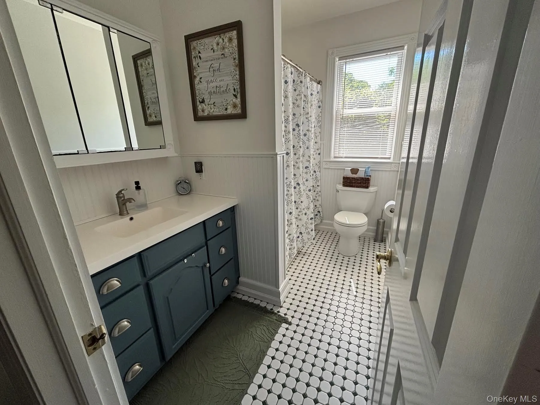 130 Hallock Landing Road, Brookhaven, NY, 4 Bedrooms Bedrooms, 7 Rooms Rooms,2 BathroomsBathrooms,Residential,For Rent,Hallock Landing,0,1007783 130 Hallock Landing Road, Brookhaven, NY, 4 Bedrooms Bedrooms, 7 Rooms Rooms,2 BathroomsBathrooms,Residential,For Rent,Hallock Landing,0,1007783