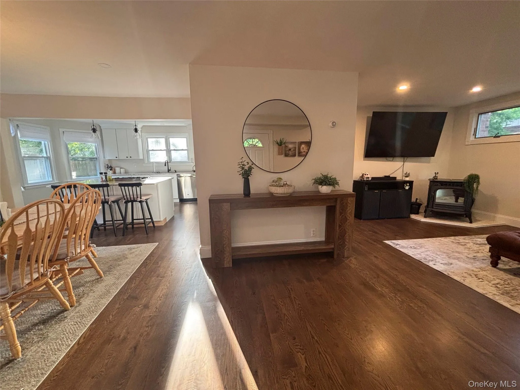 130 Hallock Landing Road, Brookhaven, NY, 4 Bedrooms Bedrooms, 7 Rooms Rooms,2 BathroomsBathrooms,Residential,For Rent,Hallock Landing,0,1007783 130 Hallock Landing Road, Brookhaven, NY, 4 Bedrooms Bedrooms, 7 Rooms Rooms,2 BathroomsBathrooms,Residential,For Rent,Hallock Landing,0,1007783