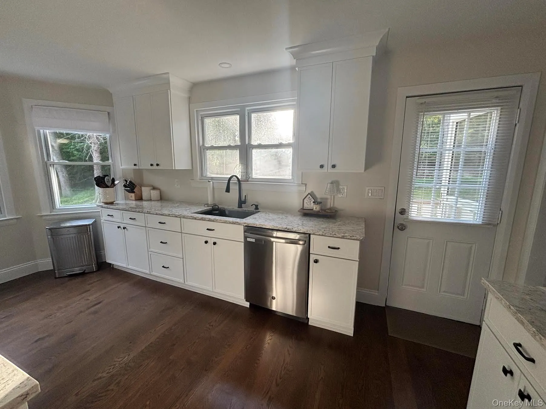 130 Hallock Landing Road, Brookhaven, NY, 4 Bedrooms Bedrooms, 7 Rooms Rooms,2 BathroomsBathrooms,Residential,For Rent,Hallock Landing,0,1007783 130 Hallock Landing Road, Brookhaven, NY, 4 Bedrooms Bedrooms, 7 Rooms Rooms,2 BathroomsBathrooms,Residential,For Rent,Hallock Landing,0,1007783
