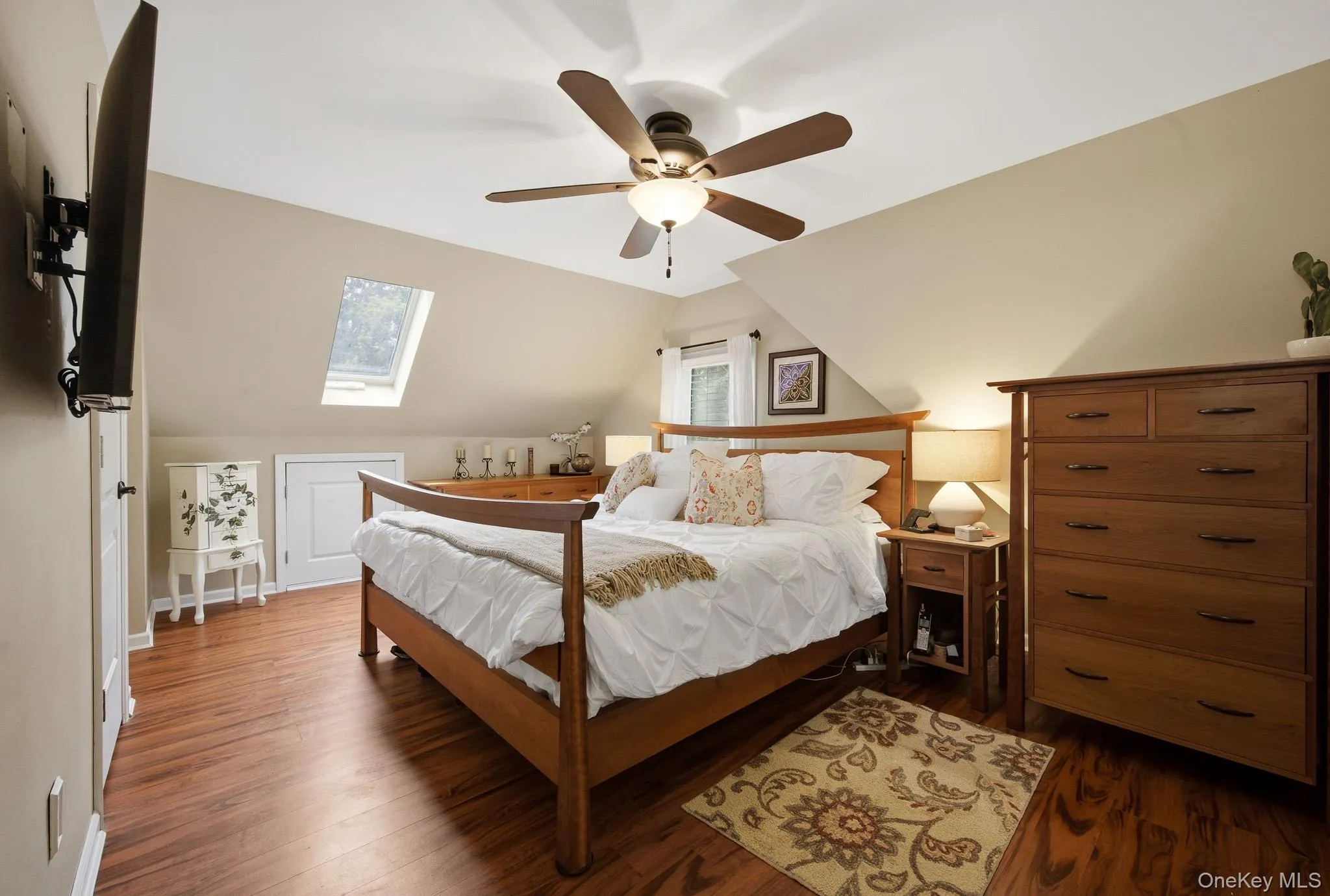 71 17th Street, Huntington, NY, 4 Bedrooms Bedrooms, 7 Rooms Rooms,2 BathroomsBathrooms,Residential,For Rent,17th,0,1007784 71 17th Street, Huntington, NY, 4 Bedrooms Bedrooms, 7 Rooms Rooms,2 BathroomsBathrooms,Residential,For Rent,17th,0,1007784