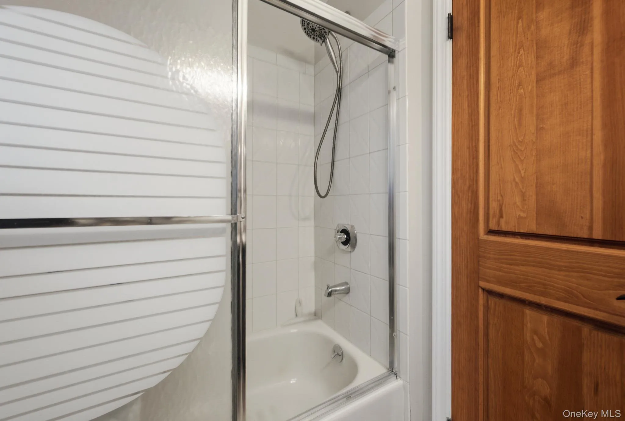 71 17th Street, Huntington, NY, 4 Bedrooms Bedrooms, 7 Rooms Rooms,2 BathroomsBathrooms,Residential,For Rent,17th,0,1007784 71 17th Street, Huntington, NY, 4 Bedrooms Bedrooms, 7 Rooms Rooms,2 BathroomsBathrooms,Residential,For Rent,17th,0,1007784