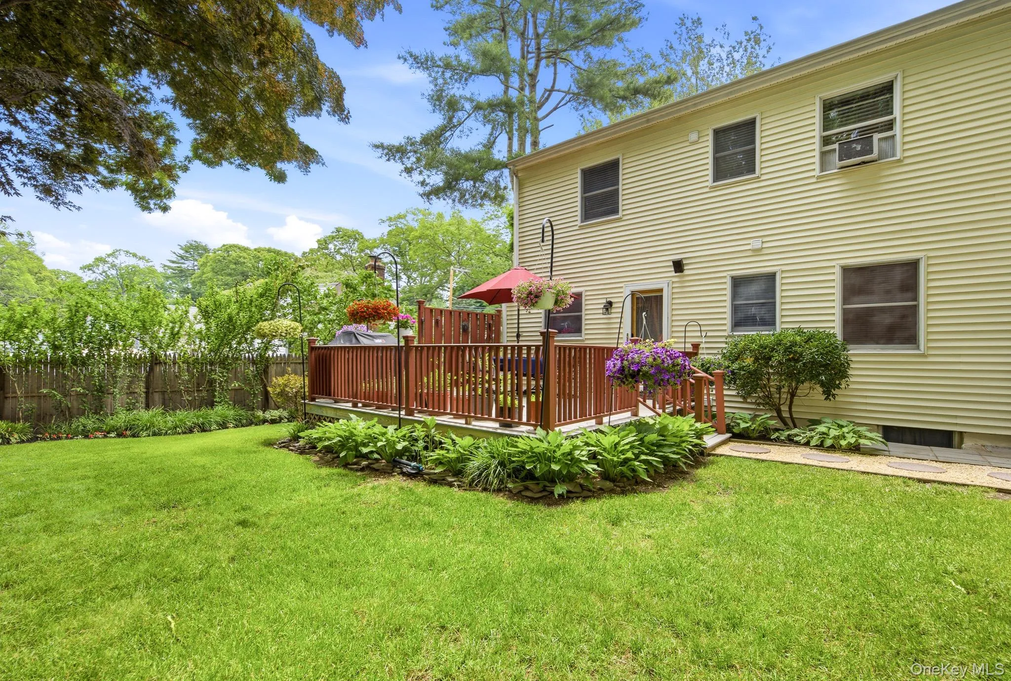 71 17th Street, Huntington, NY, 4 Bedrooms Bedrooms, 7 Rooms Rooms,2 BathroomsBathrooms,Residential,For Rent,17th,0,1007784 71 17th Street, Huntington, NY, 4 Bedrooms Bedrooms, 7 Rooms Rooms,2 BathroomsBathrooms,Residential,For Rent,17th,0,1007784