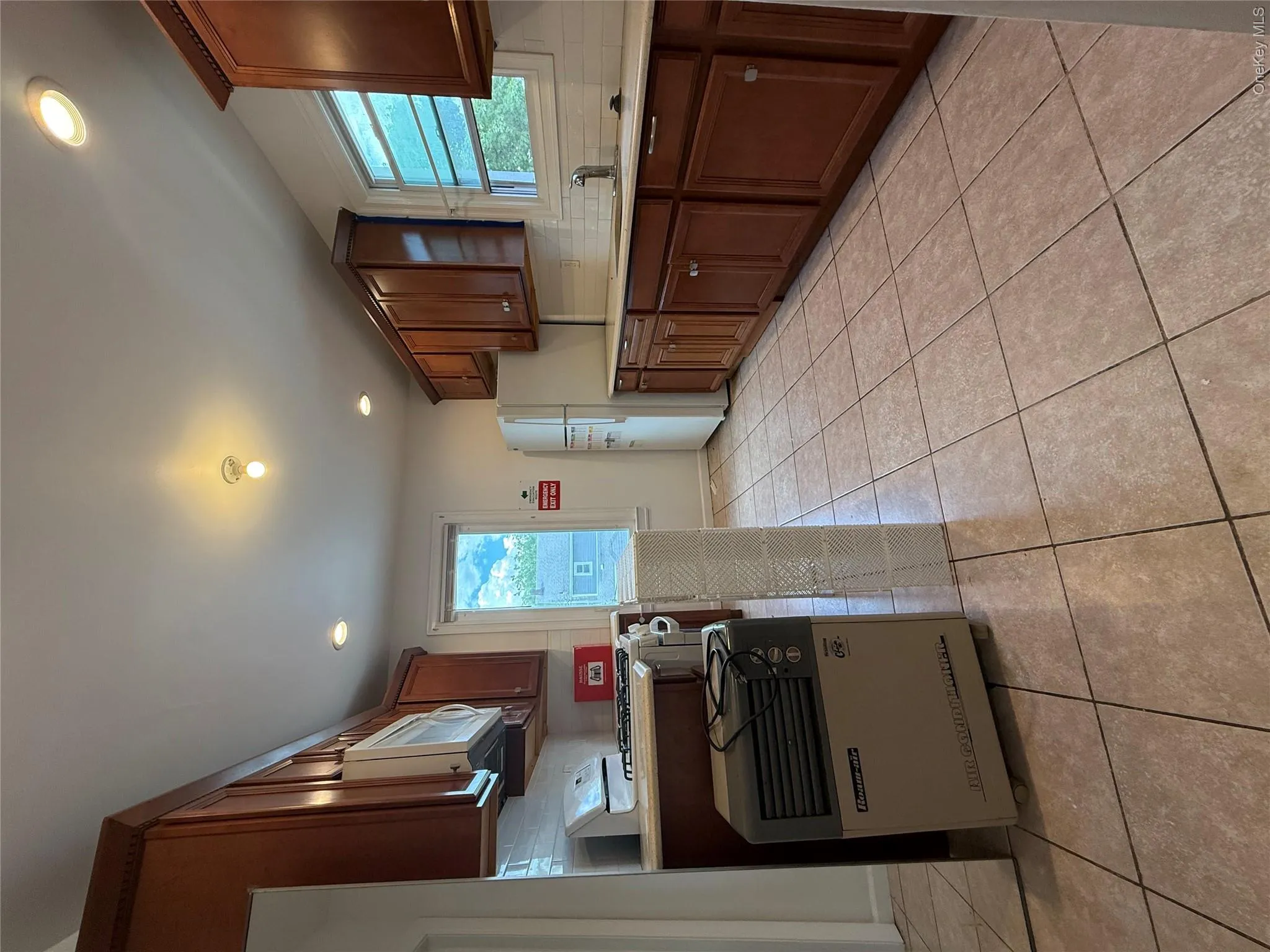 13746 Bedell Street, New York, NY, 3 Bedrooms Bedrooms, 5 Rooms Rooms,1 BathroomBathrooms,Residential Lease,For Rent,Bedell,0,1007785 13746 Bedell Street, New York, NY, 3 Bedrooms Bedrooms, 5 Rooms Rooms,1 BathroomBathrooms,Residential Lease,For Rent,Bedell,0,1007785