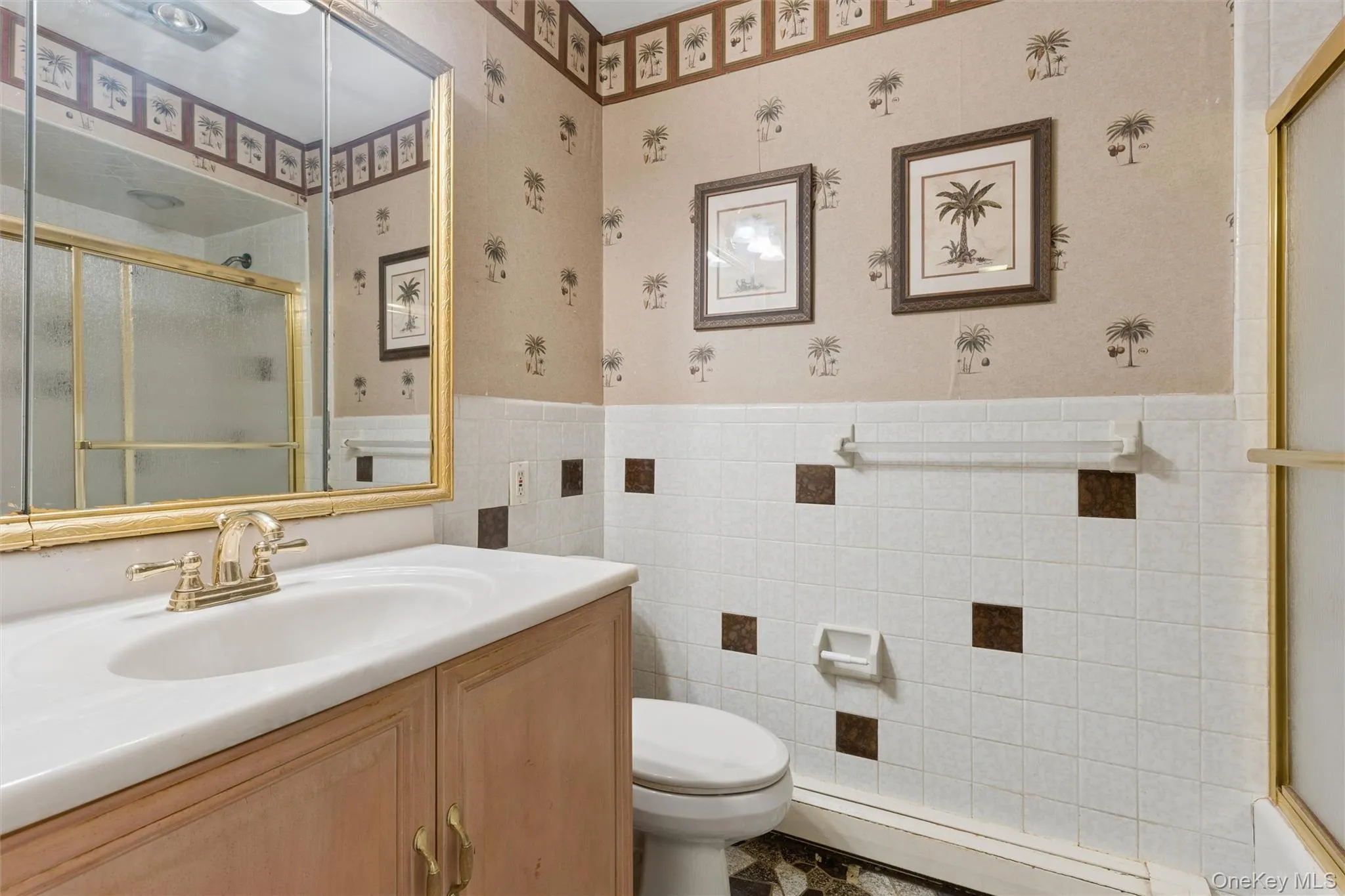 602 Syracuse Avenue, Oyster Bay, NY, 6 Bedrooms Bedrooms, 12 Rooms Rooms,3 BathroomsBathrooms,Residential,For Rent,Syracuse,0,1007787 602 Syracuse Avenue, Oyster Bay, NY, 6 Bedrooms Bedrooms, 12 Rooms Rooms,3 BathroomsBathrooms,Residential,For Rent,Syracuse,0,1007787