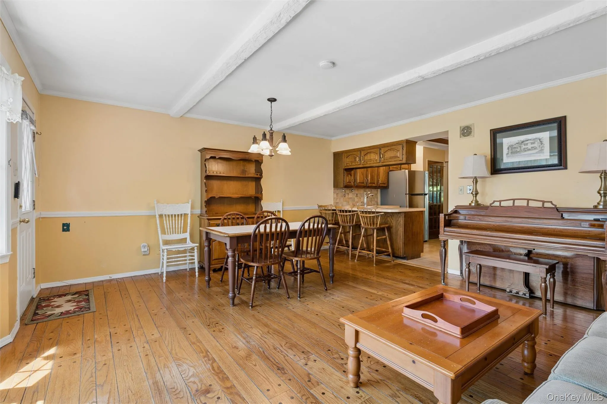 602 Syracuse Avenue, Oyster Bay, NY, 6 Bedrooms Bedrooms, 12 Rooms Rooms,3 BathroomsBathrooms,Residential,For Rent,Syracuse,0,1007787 602 Syracuse Avenue, Oyster Bay, NY, 6 Bedrooms Bedrooms, 12 Rooms Rooms,3 BathroomsBathrooms,Residential,For Rent,Syracuse,0,1007787