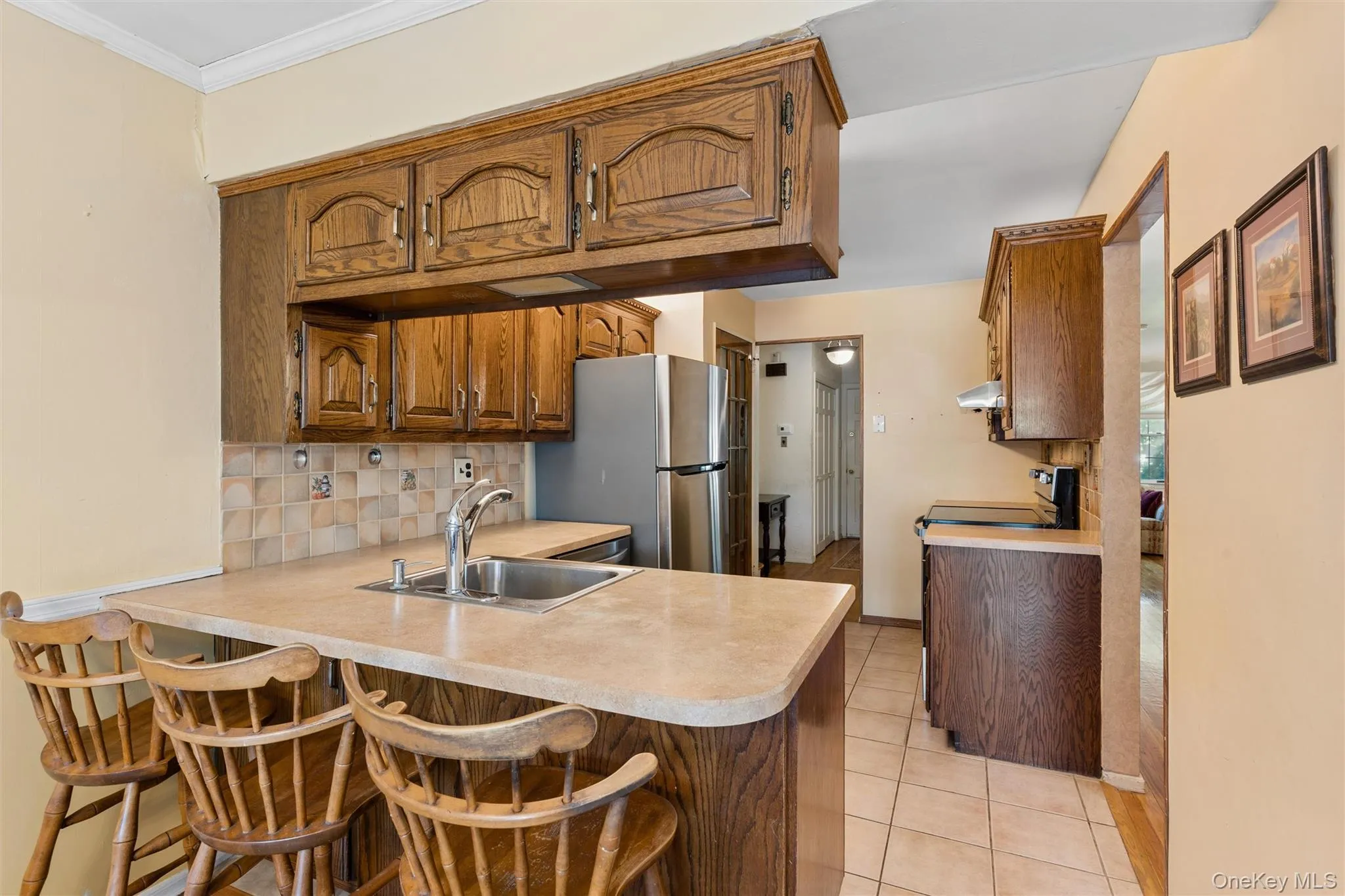 602 Syracuse Avenue, Oyster Bay, NY, 6 Bedrooms Bedrooms, 12 Rooms Rooms,3 BathroomsBathrooms,Residential,For Rent,Syracuse,0,1007787 602 Syracuse Avenue, Oyster Bay, NY, 6 Bedrooms Bedrooms, 12 Rooms Rooms,3 BathroomsBathrooms,Residential,For Rent,Syracuse,0,1007787