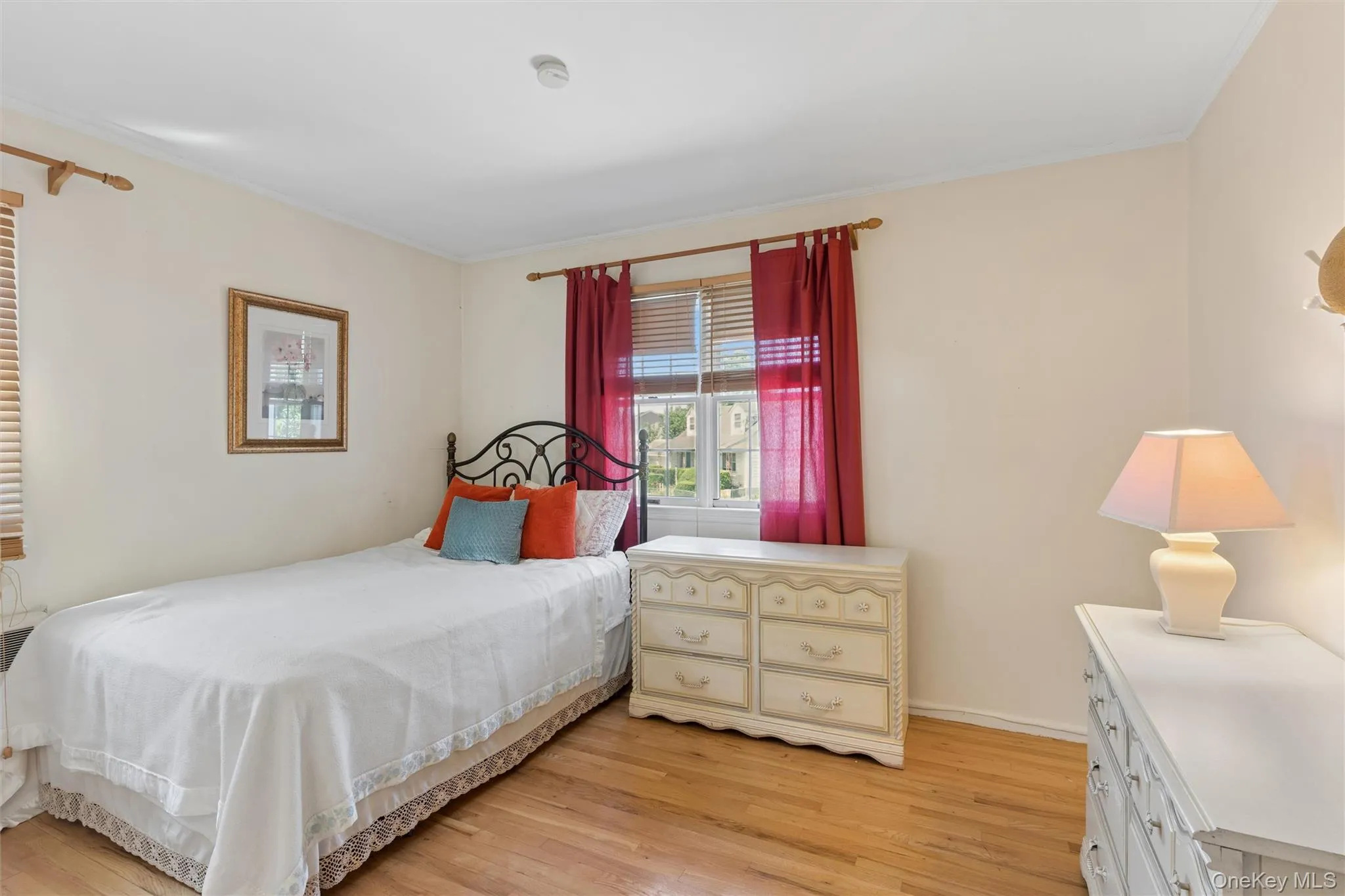 602 Syracuse Avenue, Oyster Bay, NY, 6 Bedrooms Bedrooms, 12 Rooms Rooms,3 BathroomsBathrooms,Residential,For Rent,Syracuse,0,1007787 602 Syracuse Avenue, Oyster Bay, NY, 6 Bedrooms Bedrooms, 12 Rooms Rooms,3 BathroomsBathrooms,Residential,For Rent,Syracuse,0,1007787