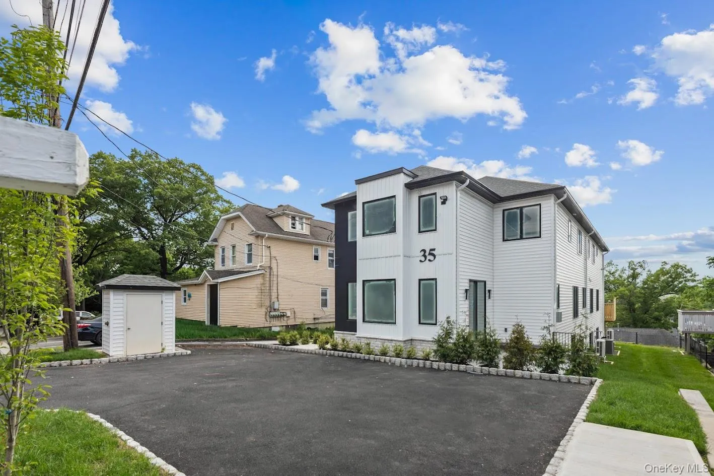 35 Prospect Street, Ramapo, NY, 7 Bedrooms Bedrooms, 13 Rooms Rooms,4 BathroomsBathrooms,Residential,For Rent,Prospect,0,1007790 35 Prospect Street, Ramapo, NY, 7 Bedrooms Bedrooms, 13 Rooms Rooms,4 BathroomsBathrooms,Residential,For Rent,Prospect,0,1007790