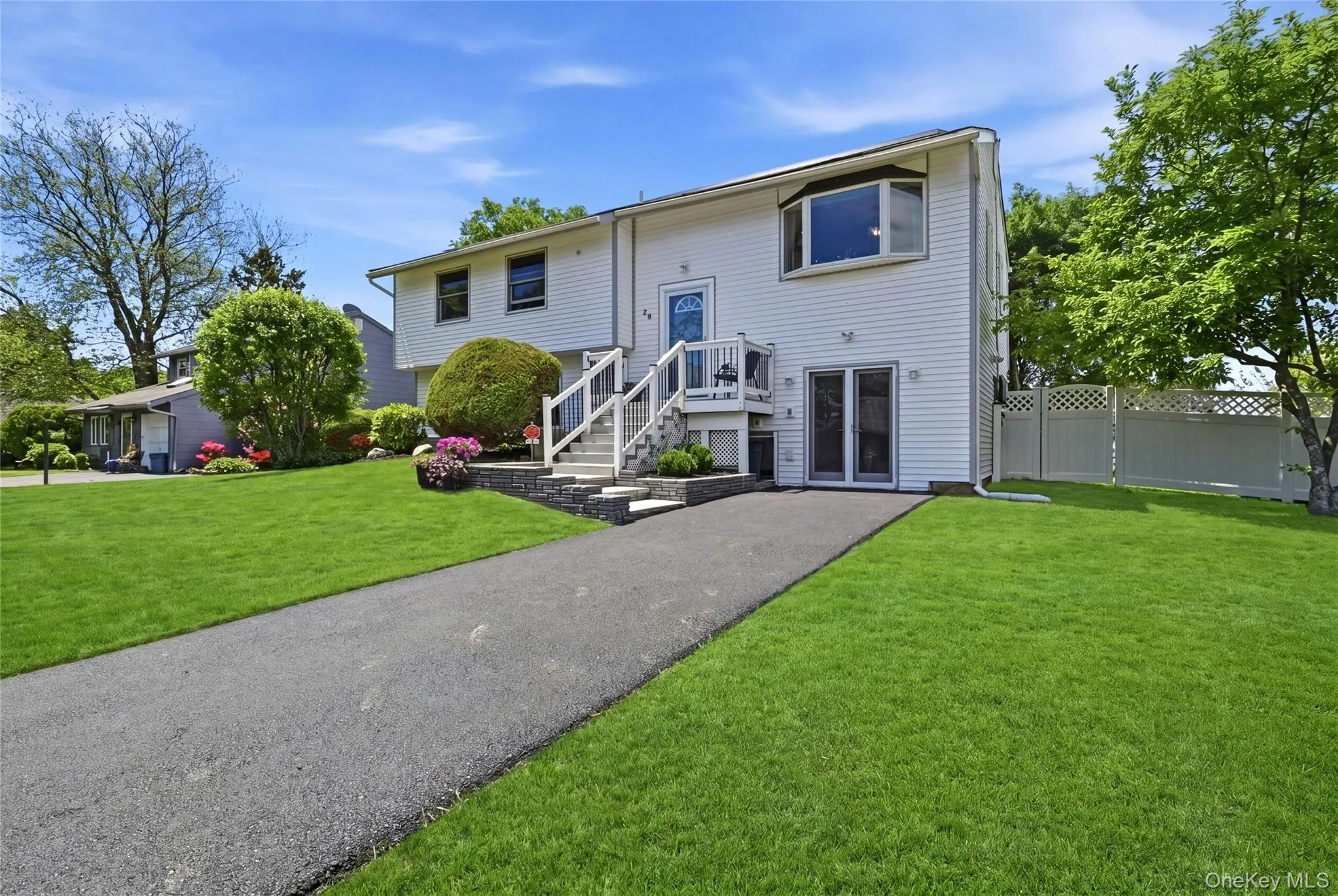 30 Mercury Avenue, Brookhaven, NY, 5 Bedrooms Bedrooms, 9 Rooms Rooms,2 BathroomsBathrooms,Residential,For Rent,Mercury,0,1007792 30 Mercury Avenue, Brookhaven, NY, 5 Bedrooms Bedrooms, 9 Rooms Rooms,2 BathroomsBathrooms,Residential,For Rent,Mercury,0,1007792