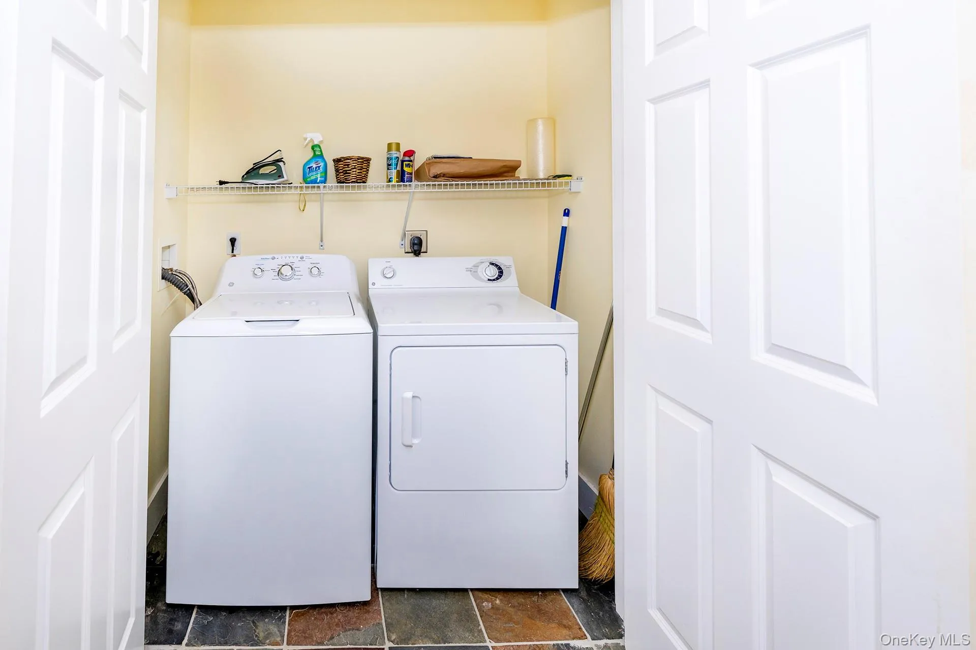 580 Oak Summit Road, Washington, NY, 3 Bedrooms Bedrooms, 7 Rooms Rooms,2 BathroomsBathrooms,Residential,For Rent,Oak Summit,0,1007796 580 Oak Summit Road, Washington, NY, 3 Bedrooms Bedrooms, 7 Rooms Rooms,2 BathroomsBathrooms,Residential,For Rent,Oak Summit,0,1007796