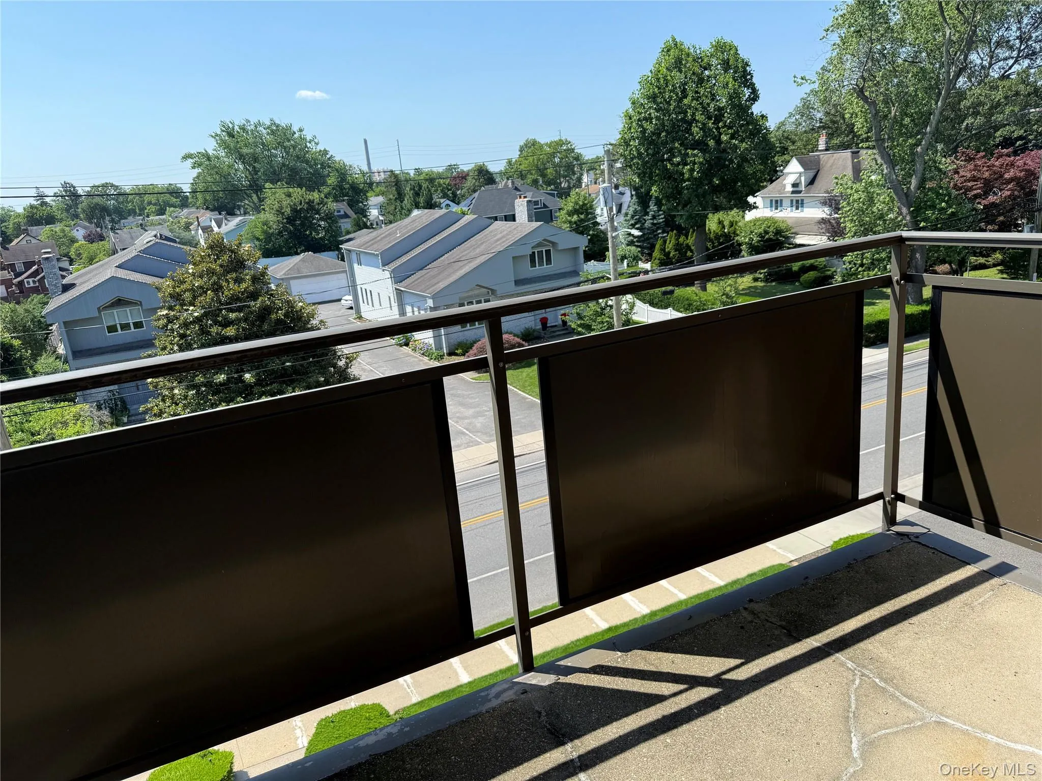 175 Maple Avenue, North Hempstead, NY, 1 Bedroom Bedrooms, 4 Rooms Rooms,1 BathroomBathrooms,Residential Lease,For Rent,Maple,0,1007801 175 Maple Avenue, North Hempstead, NY, 1 Bedroom Bedrooms, 4 Rooms Rooms,1 BathroomBathrooms,Residential Lease,For Rent,Maple,0,1007801