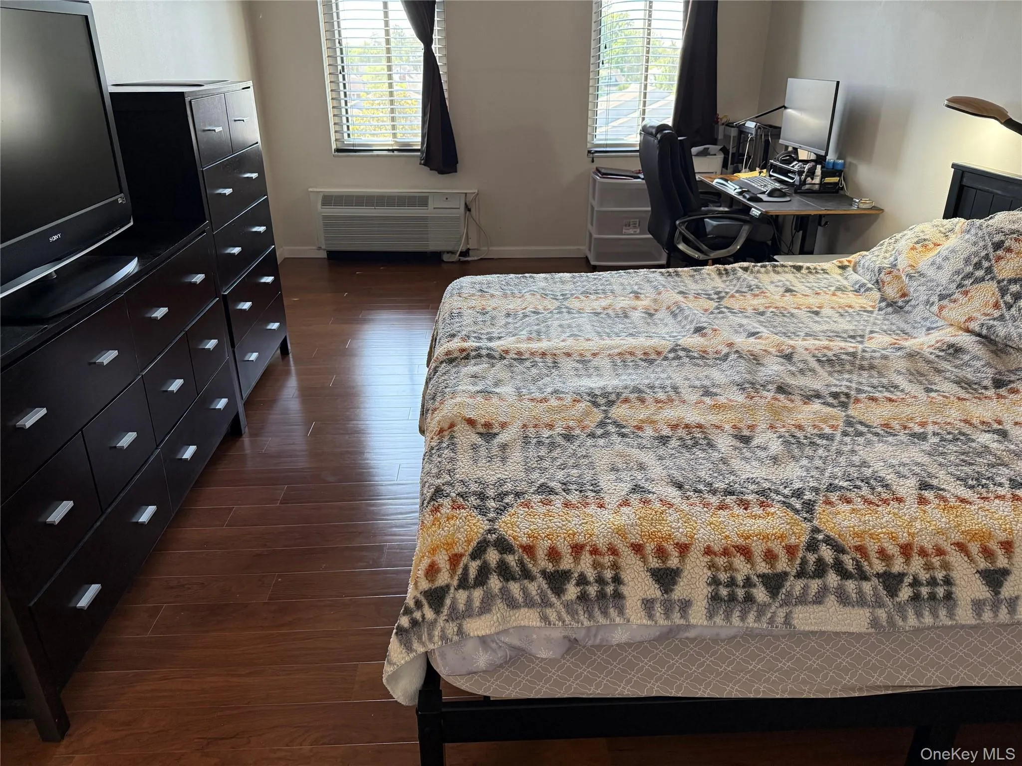 175 Maple Avenue, North Hempstead, NY, 1 Bedroom Bedrooms, 4 Rooms Rooms,1 BathroomBathrooms,Residential Lease,For Rent,Maple,0,1007801 175 Maple Avenue, North Hempstead, NY, 1 Bedroom Bedrooms, 4 Rooms Rooms,1 BathroomBathrooms,Residential Lease,For Rent,Maple,0,1007801