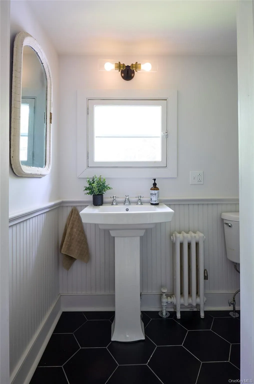 2498 Salt Point Turnpike, Clinton, NY, 4 Bedrooms Bedrooms, 10 Rooms Rooms,3 BathroomsBathrooms,Residential,For Rent,Salt Point,0,1007802 2498 Salt Point Turnpike, Clinton, NY, 4 Bedrooms Bedrooms, 10 Rooms Rooms,3 BathroomsBathrooms,Residential,For Rent,Salt Point,0,1007802