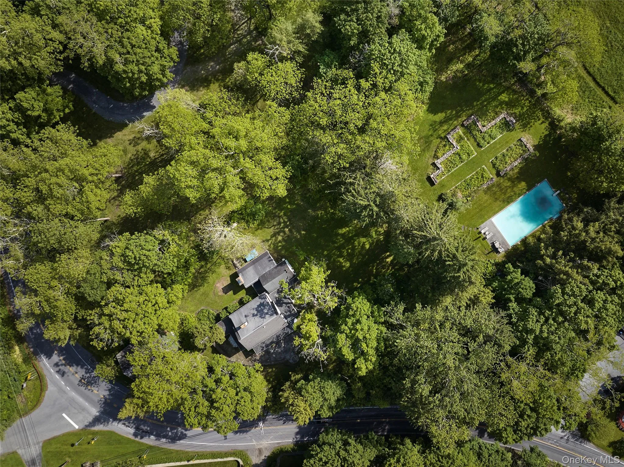 2498 Salt Point Turnpike, Clinton, NY, 4 Bedrooms Bedrooms, 10 Rooms Rooms,3 BathroomsBathrooms,Residential,For Rent,Salt Point,0,1007802 2498 Salt Point Turnpike, Clinton, NY, 4 Bedrooms Bedrooms, 10 Rooms Rooms,3 BathroomsBathrooms,Residential,For Rent,Salt Point,0,1007802