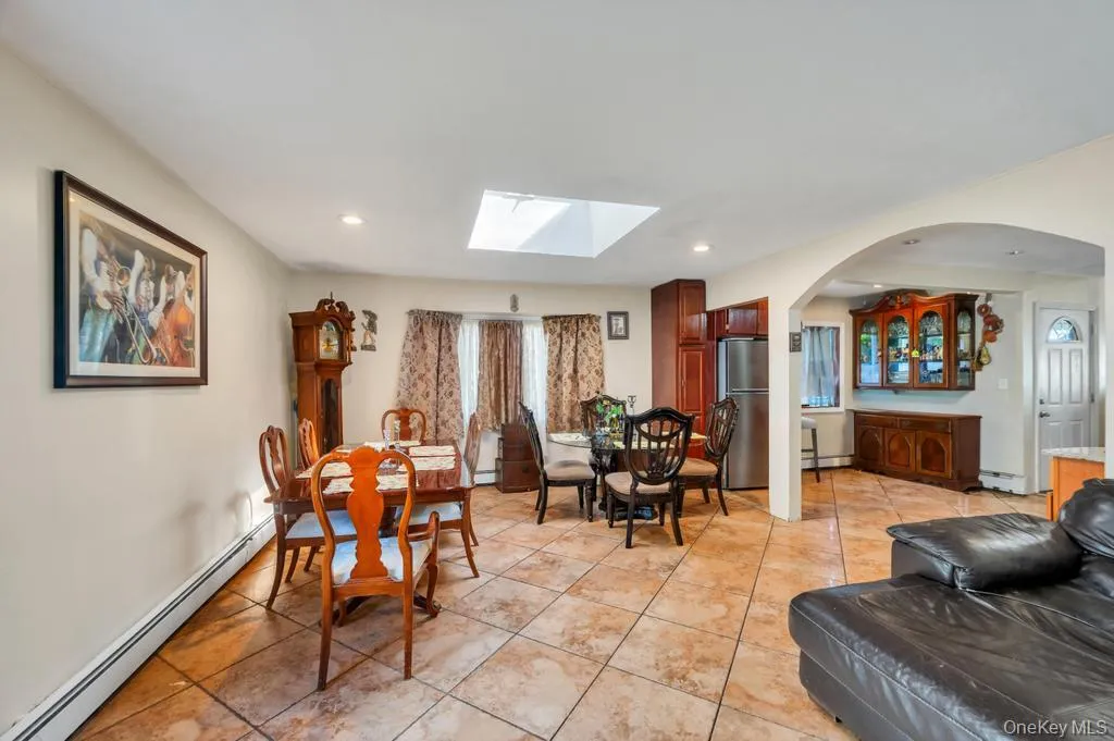 156 Shelter Lane, Hempstead, NY, 4 Bedrooms Bedrooms, 10 Rooms Rooms,2 BathroomsBathrooms,Residential,For Rent,Shelter,0,1007803 156 Shelter Lane, Hempstead, NY, 4 Bedrooms Bedrooms, 10 Rooms Rooms,2 BathroomsBathrooms,Residential,For Rent,Shelter,0,1007803