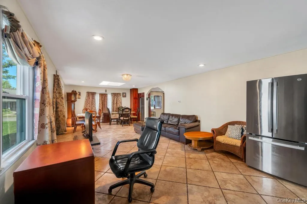 156 Shelter Lane, Hempstead, NY, 4 Bedrooms Bedrooms, 10 Rooms Rooms,2 BathroomsBathrooms,Residential,For Rent,Shelter,0,1007803 156 Shelter Lane, Hempstead, NY, 4 Bedrooms Bedrooms, 10 Rooms Rooms,2 BathroomsBathrooms,Residential,For Rent,Shelter,0,1007803