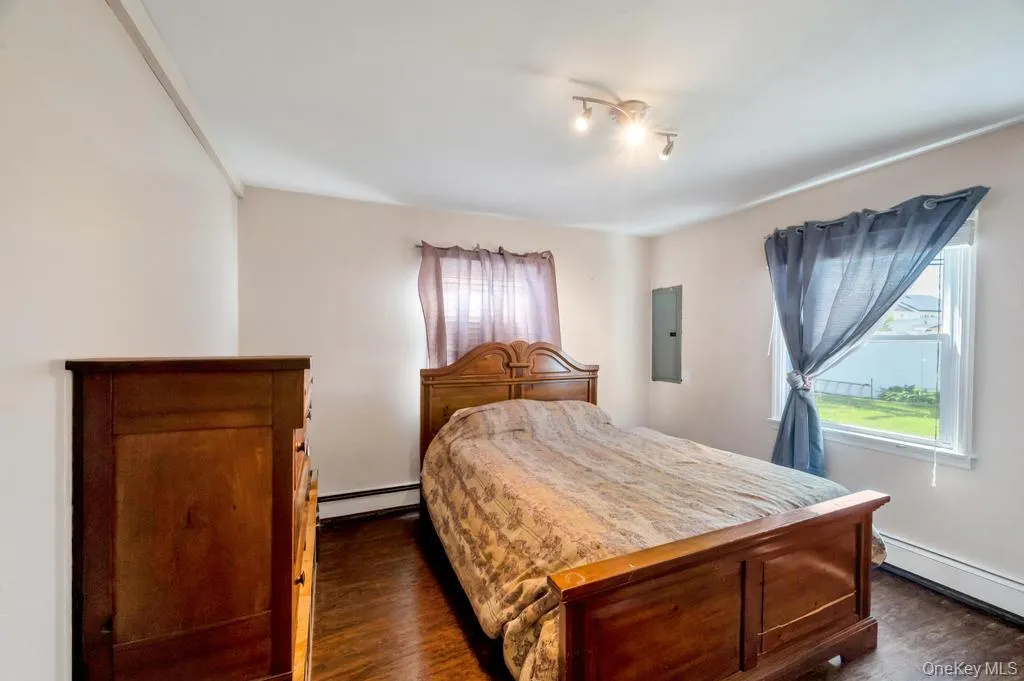 156 Shelter Lane, Hempstead, NY, 4 Bedrooms Bedrooms, 10 Rooms Rooms,2 BathroomsBathrooms,Residential,For Rent,Shelter,0,1007803 156 Shelter Lane, Hempstead, NY, 4 Bedrooms Bedrooms, 10 Rooms Rooms,2 BathroomsBathrooms,Residential,For Rent,Shelter,0,1007803