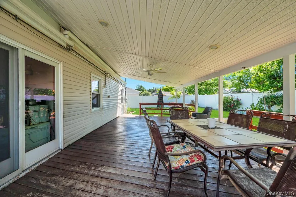 156 Shelter Lane, Hempstead, NY, 4 Bedrooms Bedrooms, 10 Rooms Rooms,2 BathroomsBathrooms,Residential,For Rent,Shelter,0,1007803 156 Shelter Lane, Hempstead, NY, 4 Bedrooms Bedrooms, 10 Rooms Rooms,2 BathroomsBathrooms,Residential,For Rent,Shelter,0,1007803
