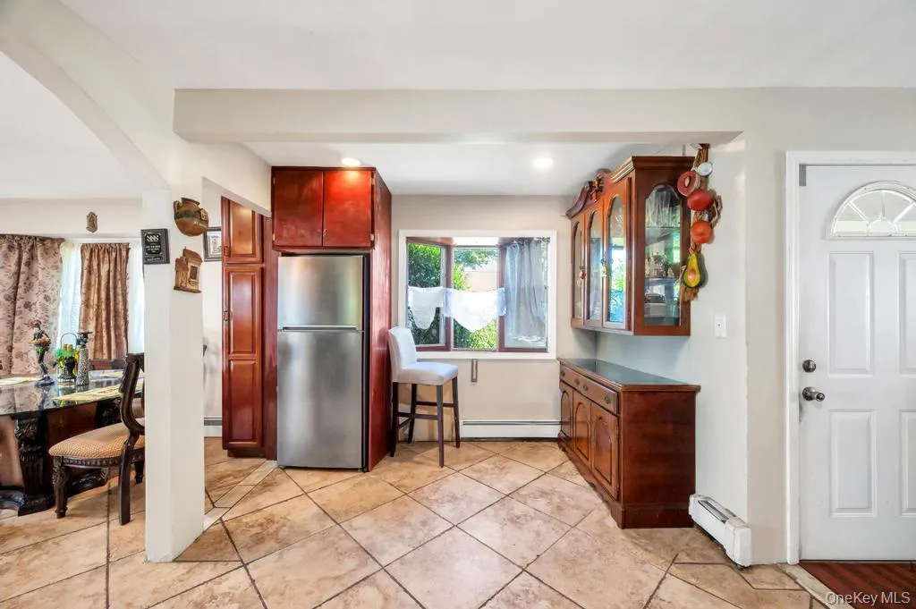 156 Shelter Lane, Hempstead, NY, 4 Bedrooms Bedrooms, 10 Rooms Rooms,2 BathroomsBathrooms,Residential,For Rent,Shelter,0,1007803 156 Shelter Lane, Hempstead, NY, 4 Bedrooms Bedrooms, 10 Rooms Rooms,2 BathroomsBathrooms,Residential,For Rent,Shelter,0,1007803