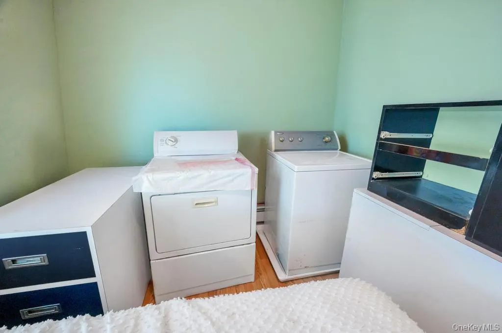 156 Shelter Lane, Hempstead, NY, 4 Bedrooms Bedrooms, 10 Rooms Rooms,2 BathroomsBathrooms,Residential,For Rent,Shelter,0,1007803 156 Shelter Lane, Hempstead, NY, 4 Bedrooms Bedrooms, 10 Rooms Rooms,2 BathroomsBathrooms,Residential,For Rent,Shelter,0,1007803