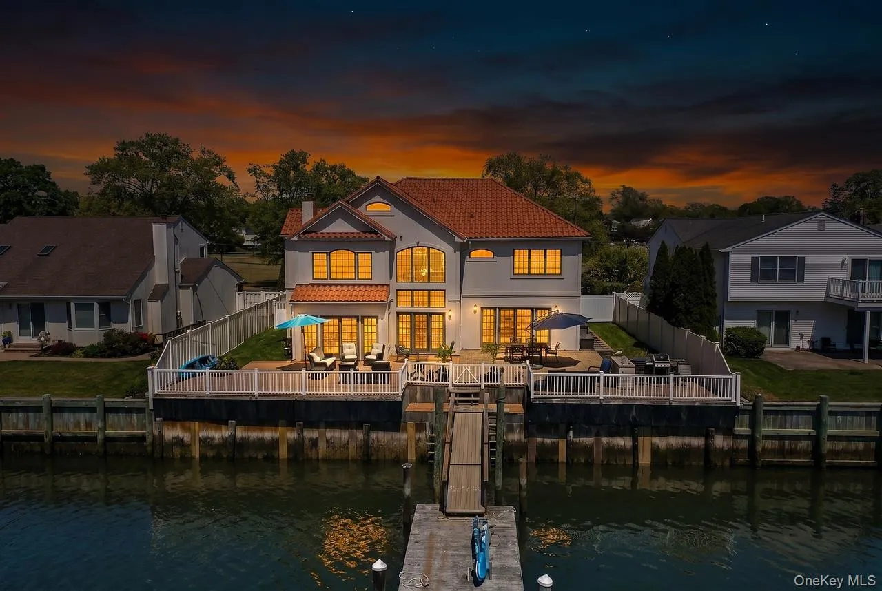 2890 Clubhouse Road, Hempstead, NY, 4 Bedrooms Bedrooms, 9 Rooms Rooms,3 BathroomsBathrooms,Residential,For Rent,Clubhouse,0,1007805 2890 Clubhouse Road, Hempstead, NY, 4 Bedrooms Bedrooms, 9 Rooms Rooms,3 BathroomsBathrooms,Residential,For Rent,Clubhouse,0,1007805