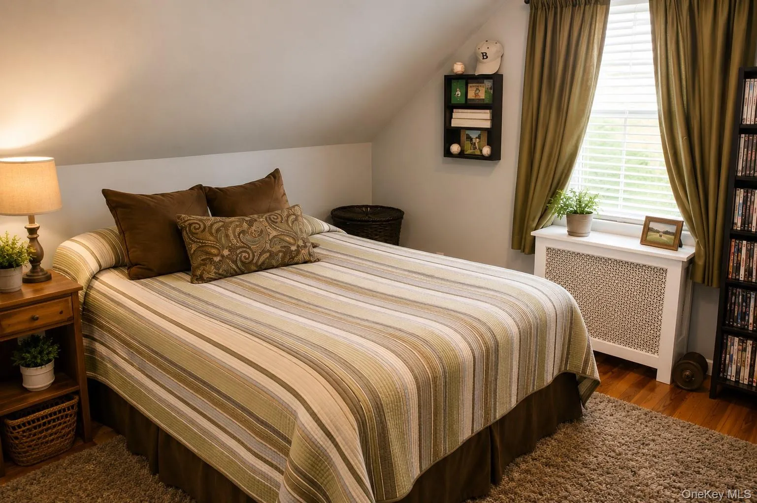 13 Gerald Avenue, Oyster Bay, NY, 4 Bedrooms Bedrooms, 6 Rooms Rooms,1 BathroomBathrooms,Residential,For Rent,Gerald,0,1007812 13 Gerald Avenue, Oyster Bay, NY, 4 Bedrooms Bedrooms, 6 Rooms Rooms,1 BathroomBathrooms,Residential,For Rent,Gerald,0,1007812