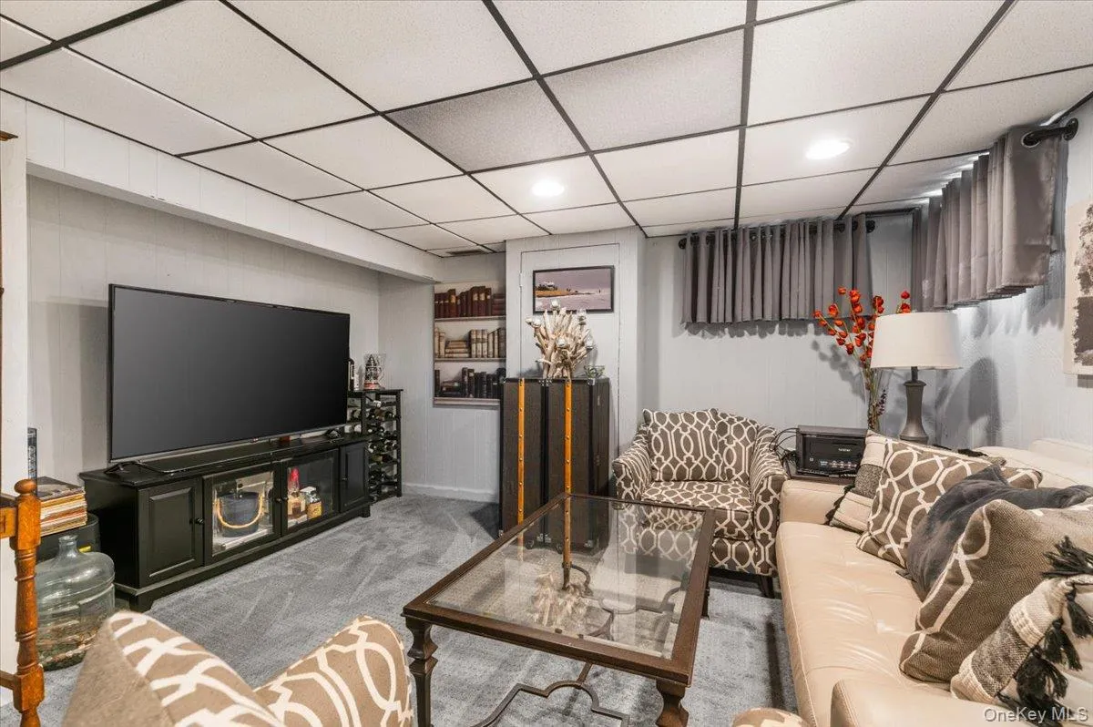 Finished Basement Area Finished Basement Area
