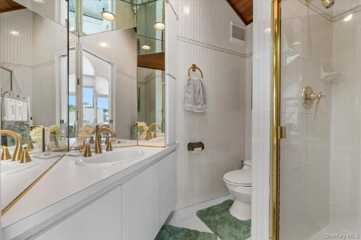 Primary Private Bathroom Primary Private Bathroom