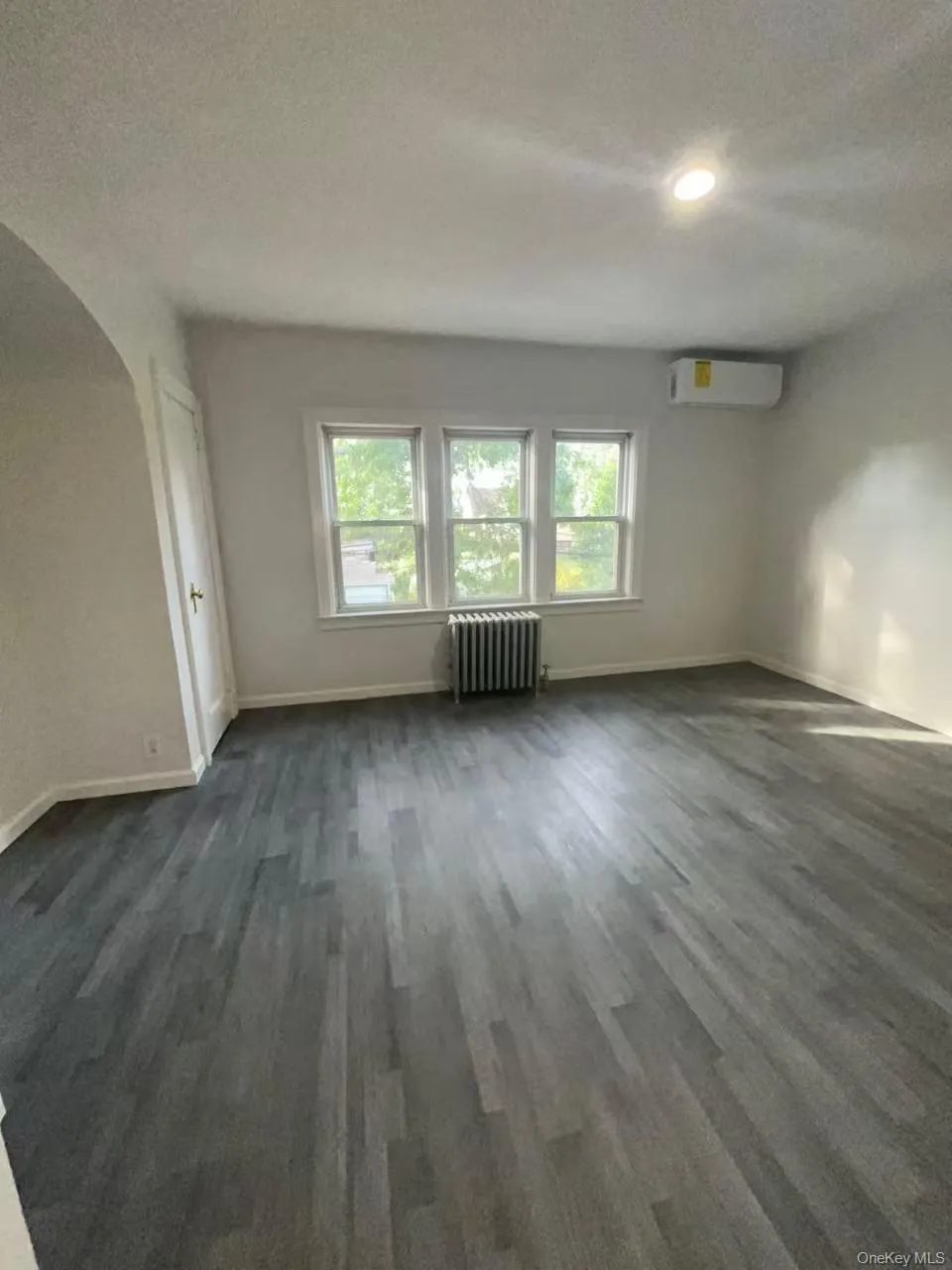 206-12 50th Avenue, New York, NY, 3 Bedrooms Bedrooms, 6 Rooms Rooms,4 BathroomsBathrooms,Residential,For Rent,50th,0,1007828 206-12 50th Avenue, New York, NY, 3 Bedrooms Bedrooms, 6 Rooms Rooms,4 BathroomsBathrooms,Residential,For Rent,50th,0,1007828