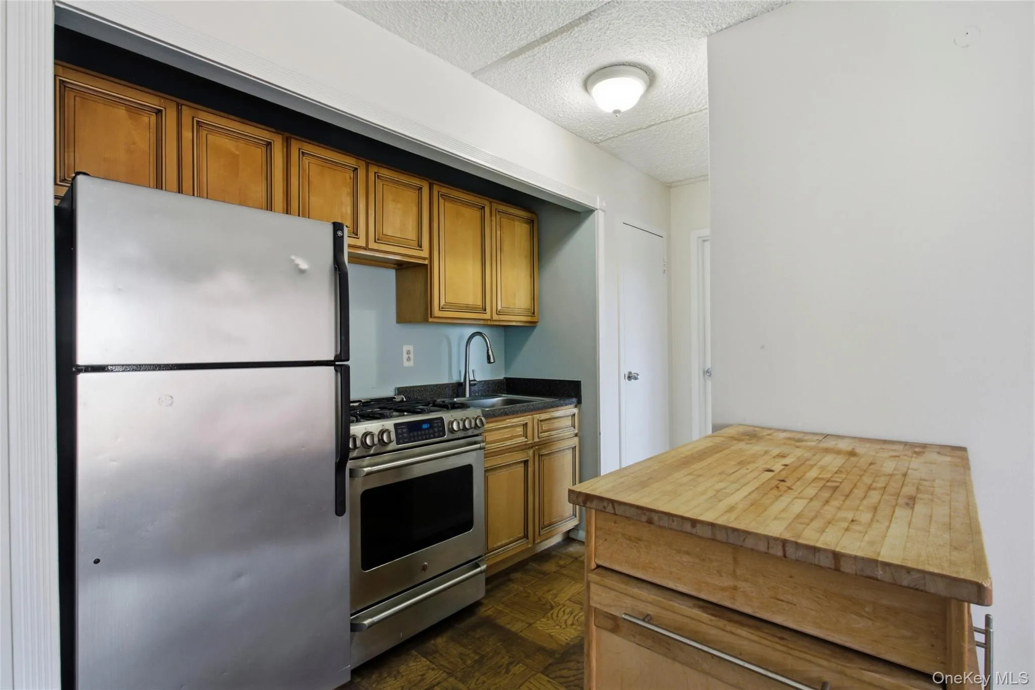 687 Bronx River Road, Yonkers, NY, 1 Bedroom Bedrooms, 3 Rooms Rooms,1 BathroomBathrooms,Residential,For Rent,Bronx River,0,1007831 687 Bronx River Road, Yonkers, NY, 1 Bedroom Bedrooms, 3 Rooms Rooms,1 BathroomBathrooms,Residential,For Rent,Bronx River,0,1007831
