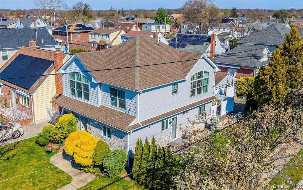 253 Devonshire Drive, North Hempstead, NY, 5 Bedrooms Bedrooms, 10 Rooms Rooms,3 BathroomsBathrooms,Residential,For Rent,Devonshire,0,1007832 253 Devonshire Drive, North Hempstead, NY, 5 Bedrooms Bedrooms, 10 Rooms Rooms,3 BathroomsBathrooms,Residential,For Rent,Devonshire,0,1007832