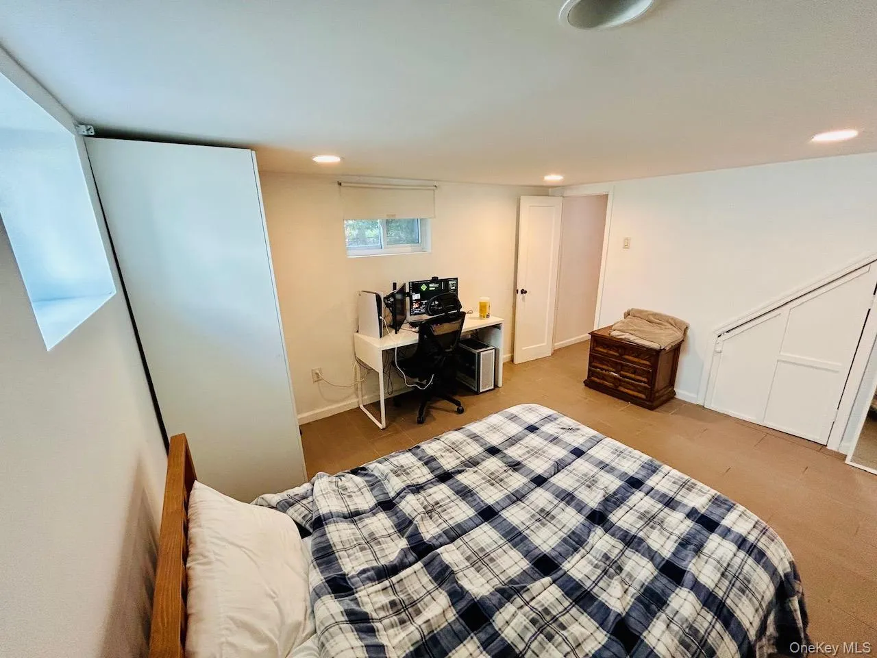 156 Moore Avenue, Oyster Bay, NY, 5 Bedrooms Bedrooms, 7 Rooms Rooms,3 BathroomsBathrooms,Residential,For Rent,Moore,0,1007833 156 Moore Avenue, Oyster Bay, NY, 5 Bedrooms Bedrooms, 7 Rooms Rooms,3 BathroomsBathrooms,Residential,For Rent,Moore,0,1007833