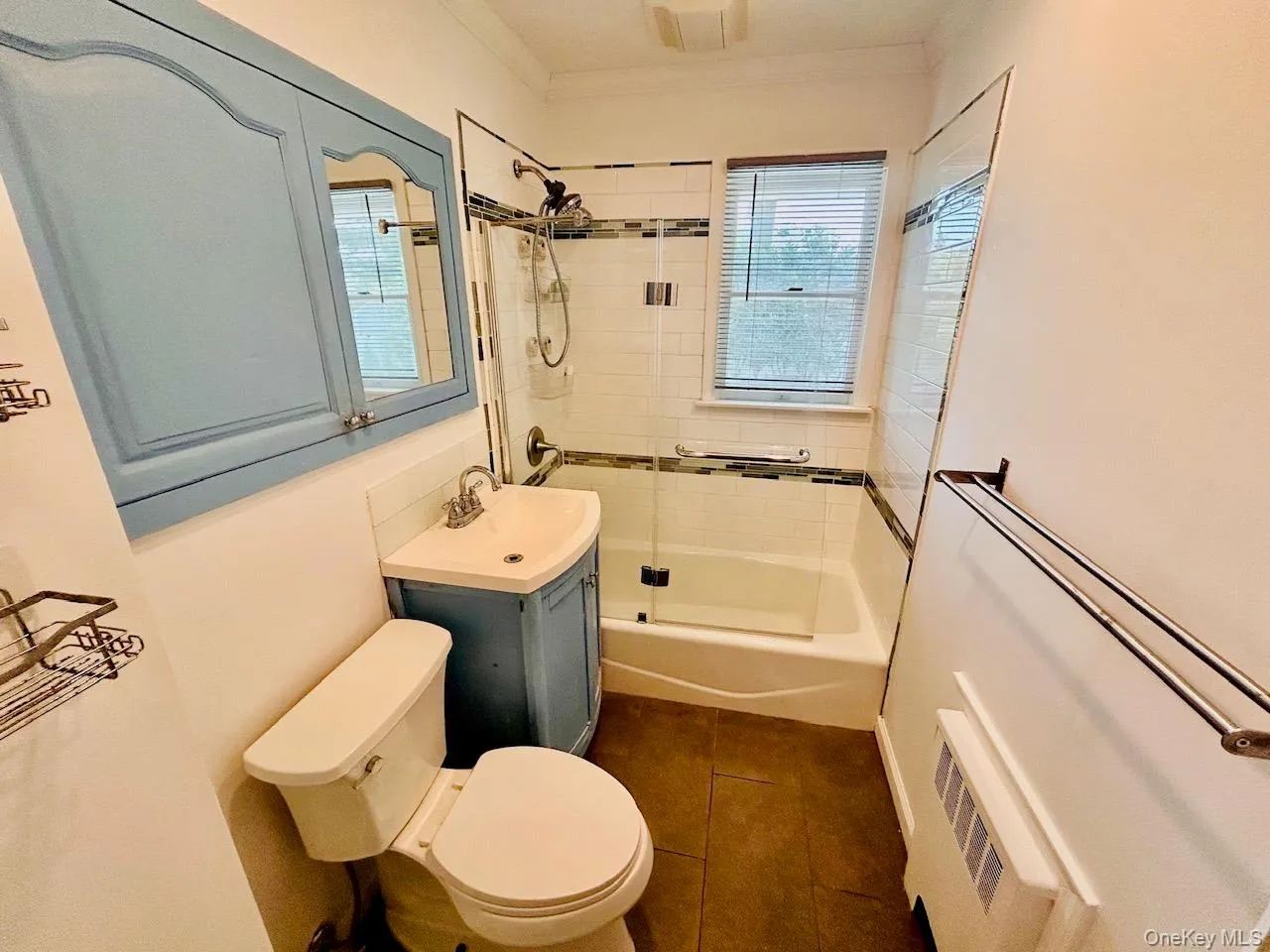 156 Moore Avenue, Oyster Bay, NY, 5 Bedrooms Bedrooms, 7 Rooms Rooms,3 BathroomsBathrooms,Residential,For Rent,Moore,0,1007833 156 Moore Avenue, Oyster Bay, NY, 5 Bedrooms Bedrooms, 7 Rooms Rooms,3 BathroomsBathrooms,Residential,For Rent,Moore,0,1007833