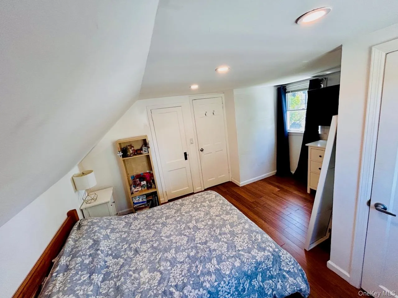 156 Moore Avenue, Oyster Bay, NY, 5 Bedrooms Bedrooms, 7 Rooms Rooms,3 BathroomsBathrooms,Residential,For Rent,Moore,0,1007833 156 Moore Avenue, Oyster Bay, NY, 5 Bedrooms Bedrooms, 7 Rooms Rooms,3 BathroomsBathrooms,Residential,For Rent,Moore,0,1007833