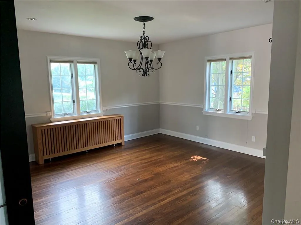 18 Chestnut Avenue, Pelham, NY, 4 Bedrooms Bedrooms, 8 Rooms Rooms,2 BathroomsBathrooms,Residential Lease,For Rent,Chestnut,0,1007836 18 Chestnut Avenue, Pelham, NY, 4 Bedrooms Bedrooms, 8 Rooms Rooms,2 BathroomsBathrooms,Residential Lease,For Rent,Chestnut,0,1007836