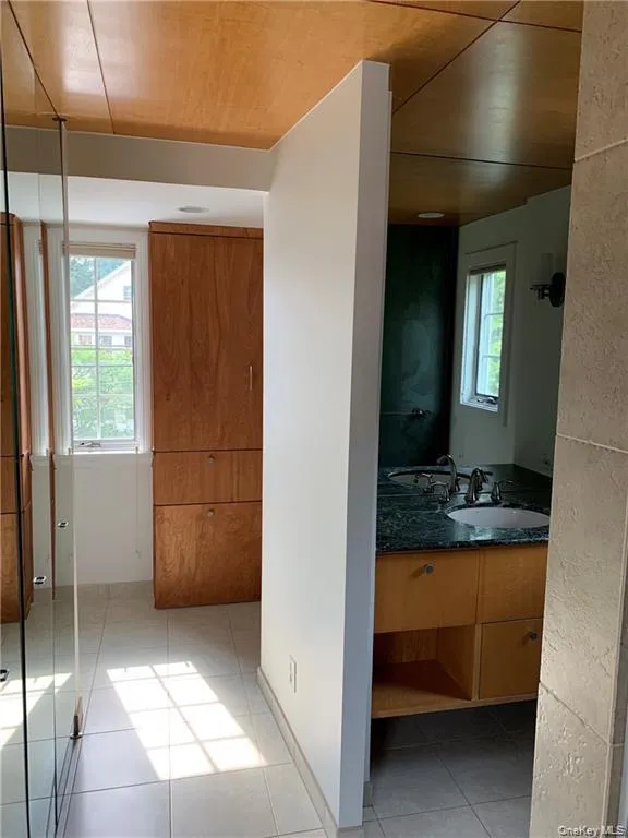 18 Chestnut Avenue, Pelham, NY, 4 Bedrooms Bedrooms, 8 Rooms Rooms,2 BathroomsBathrooms,Residential Lease,For Rent,Chestnut,0,1007836 18 Chestnut Avenue, Pelham, NY, 4 Bedrooms Bedrooms, 8 Rooms Rooms,2 BathroomsBathrooms,Residential Lease,For Rent,Chestnut,0,1007836