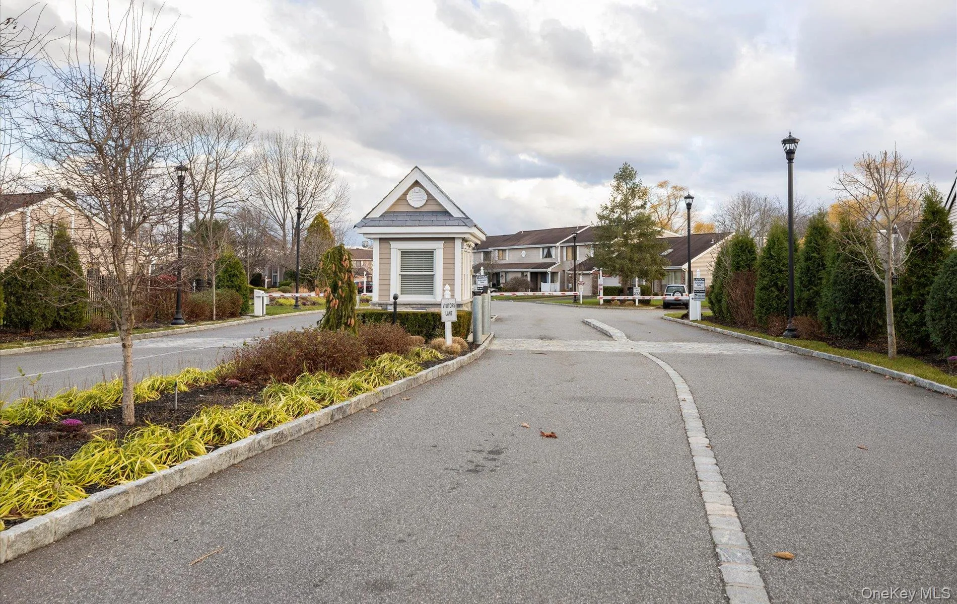86 Hidden Ponds Circle, Smithtown, NY, 2 Bedrooms Bedrooms, 5 Rooms Rooms,2 BathroomsBathrooms,Residential,For Rent,Hidden Ponds,0,1007842 86 Hidden Ponds Circle, Smithtown, NY, 2 Bedrooms Bedrooms, 5 Rooms Rooms,2 BathroomsBathrooms,Residential,For Rent,Hidden Ponds,0,1007842
