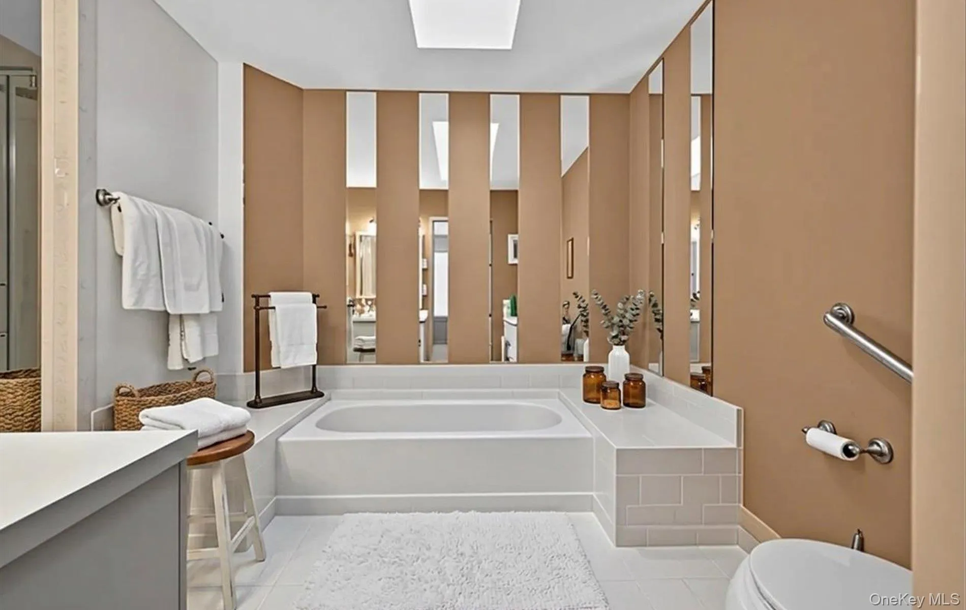 86 Hidden Ponds Circle, Smithtown, NY, 2 Bedrooms Bedrooms, 5 Rooms Rooms,2 BathroomsBathrooms,Residential,For Rent,Hidden Ponds,0,1007842 86 Hidden Ponds Circle, Smithtown, NY, 2 Bedrooms Bedrooms, 5 Rooms Rooms,2 BathroomsBathrooms,Residential,For Rent,Hidden Ponds,0,1007842