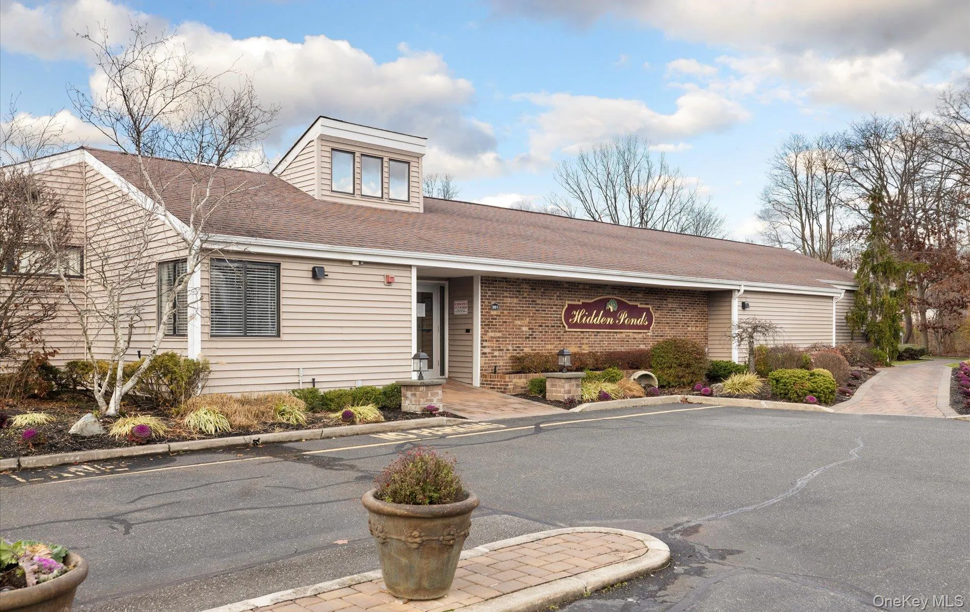 86 Hidden Ponds Circle, Smithtown, NY, 2 Bedrooms Bedrooms, 5 Rooms Rooms,2 BathroomsBathrooms,Residential,For Rent,Hidden Ponds,0,1007842 86 Hidden Ponds Circle, Smithtown, NY, 2 Bedrooms Bedrooms, 5 Rooms Rooms,2 BathroomsBathrooms,Residential,For Rent,Hidden Ponds,0,1007842