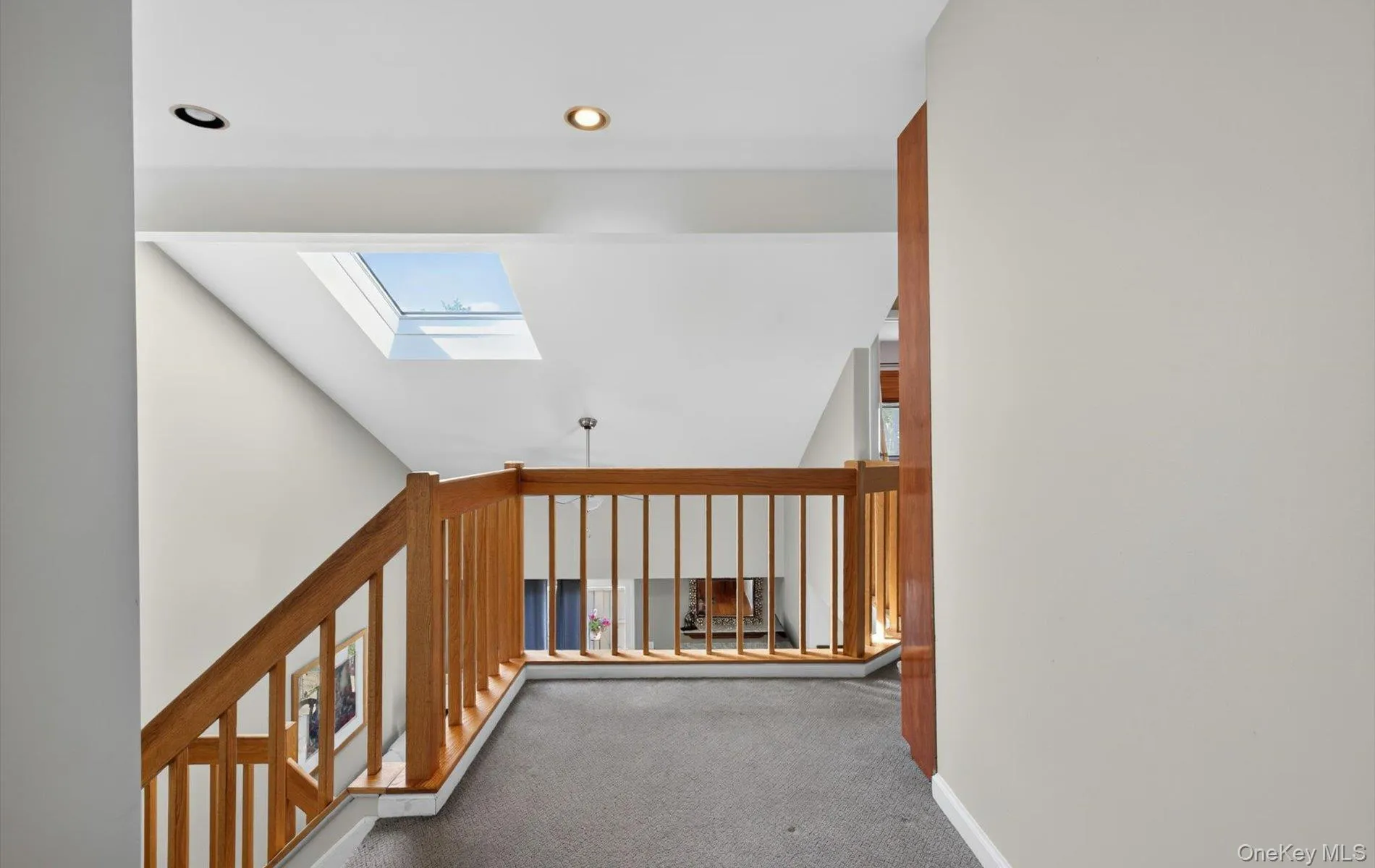Second Floor Landing/Balcony Second Floor Landing/Balcony