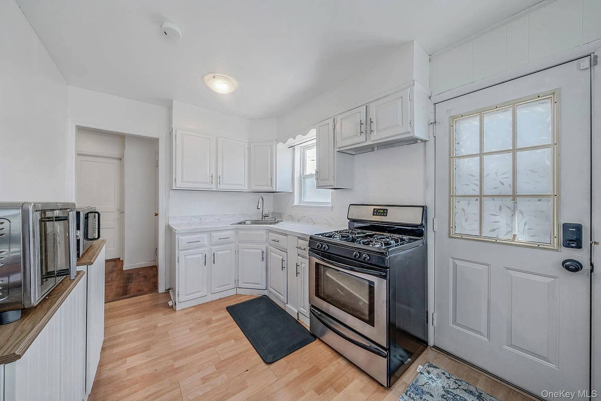 115 Wellington Street, Hempstead, NY, 4 Bedrooms Bedrooms, 10 Rooms Rooms,2 BathroomsBathrooms,Residential,For Rent,Wellington,0,KEY1007844 115 Wellington Street, Hempstead, NY, 4 Bedrooms Bedrooms, 10 Rooms Rooms,2 BathroomsBathrooms,Residential,For Rent,Wellington,0,KEY1007844