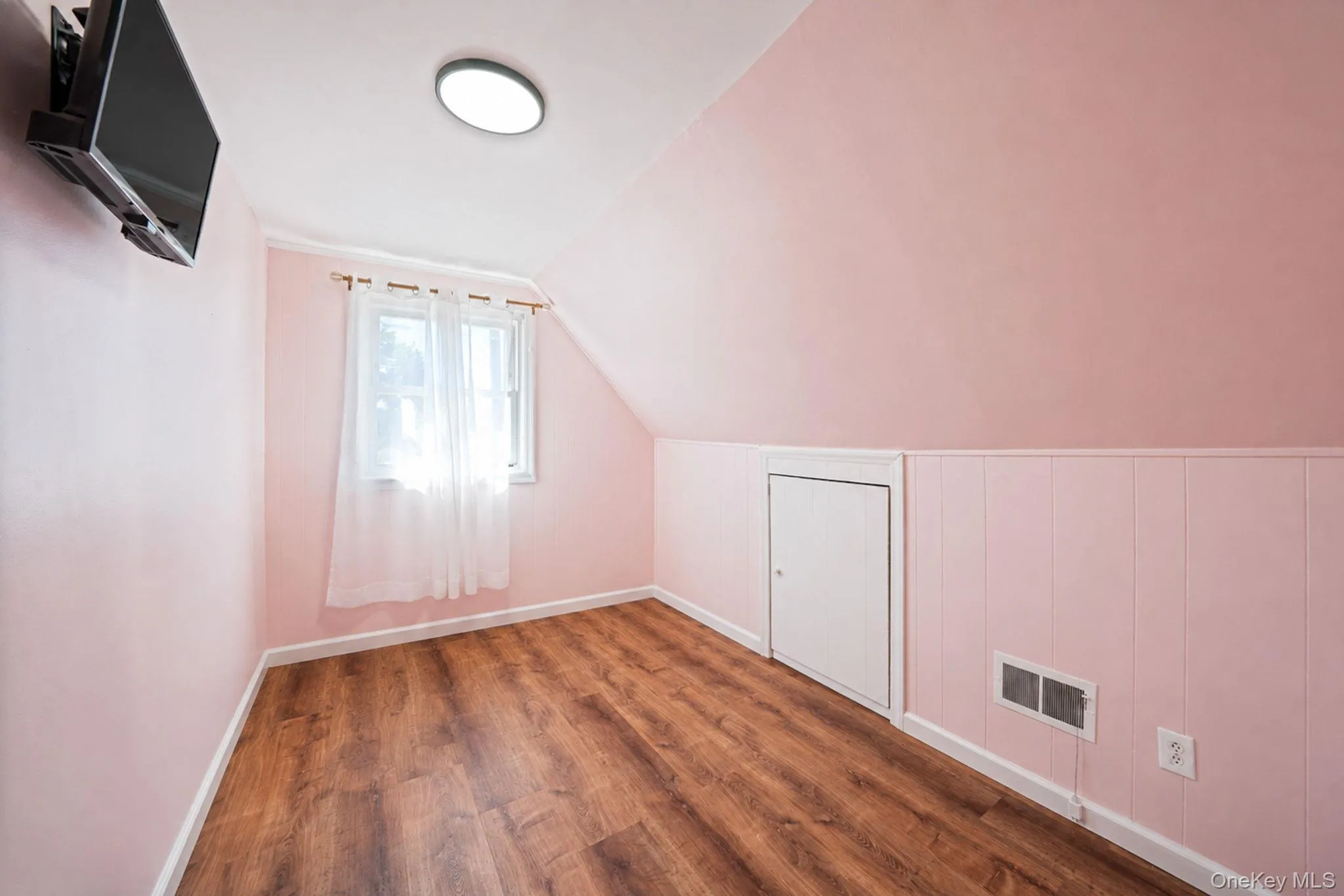115 Wellington Street, Hempstead, NY, 4 Bedrooms Bedrooms, 10 Rooms Rooms,2 BathroomsBathrooms,Residential,For Rent,Wellington,0,KEY1007844 115 Wellington Street, Hempstead, NY, 4 Bedrooms Bedrooms, 10 Rooms Rooms,2 BathroomsBathrooms,Residential,For Rent,Wellington,0,KEY1007844
