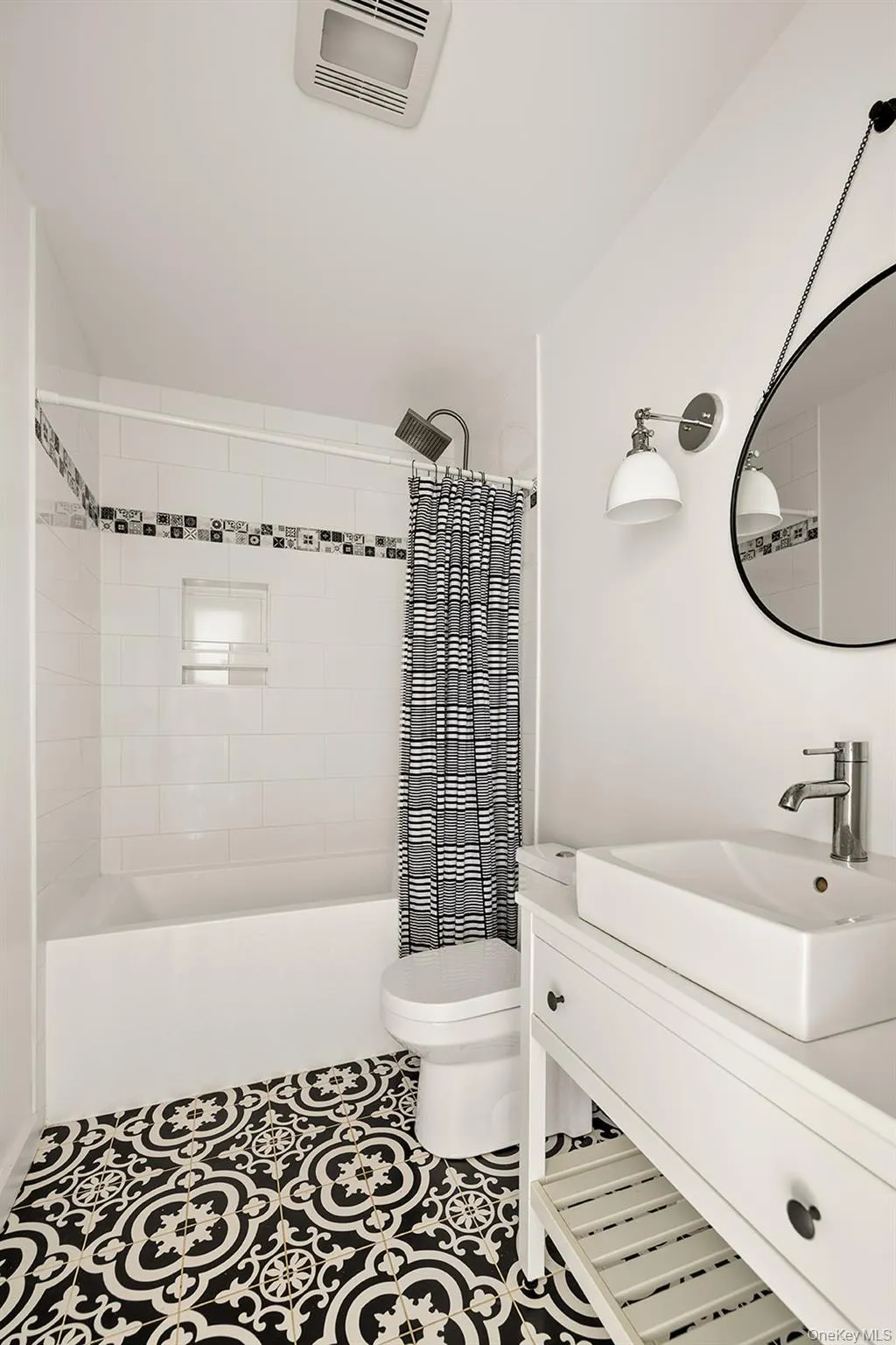 12 Schenck Avenue, Beacon, NY, 4 Bedrooms Bedrooms, 7 Rooms Rooms,3 BathroomsBathrooms,Residential,For Rent,Schenck,0,1007845 12 Schenck Avenue, Beacon, NY, 4 Bedrooms Bedrooms, 7 Rooms Rooms,3 BathroomsBathrooms,Residential,For Rent,Schenck,0,1007845