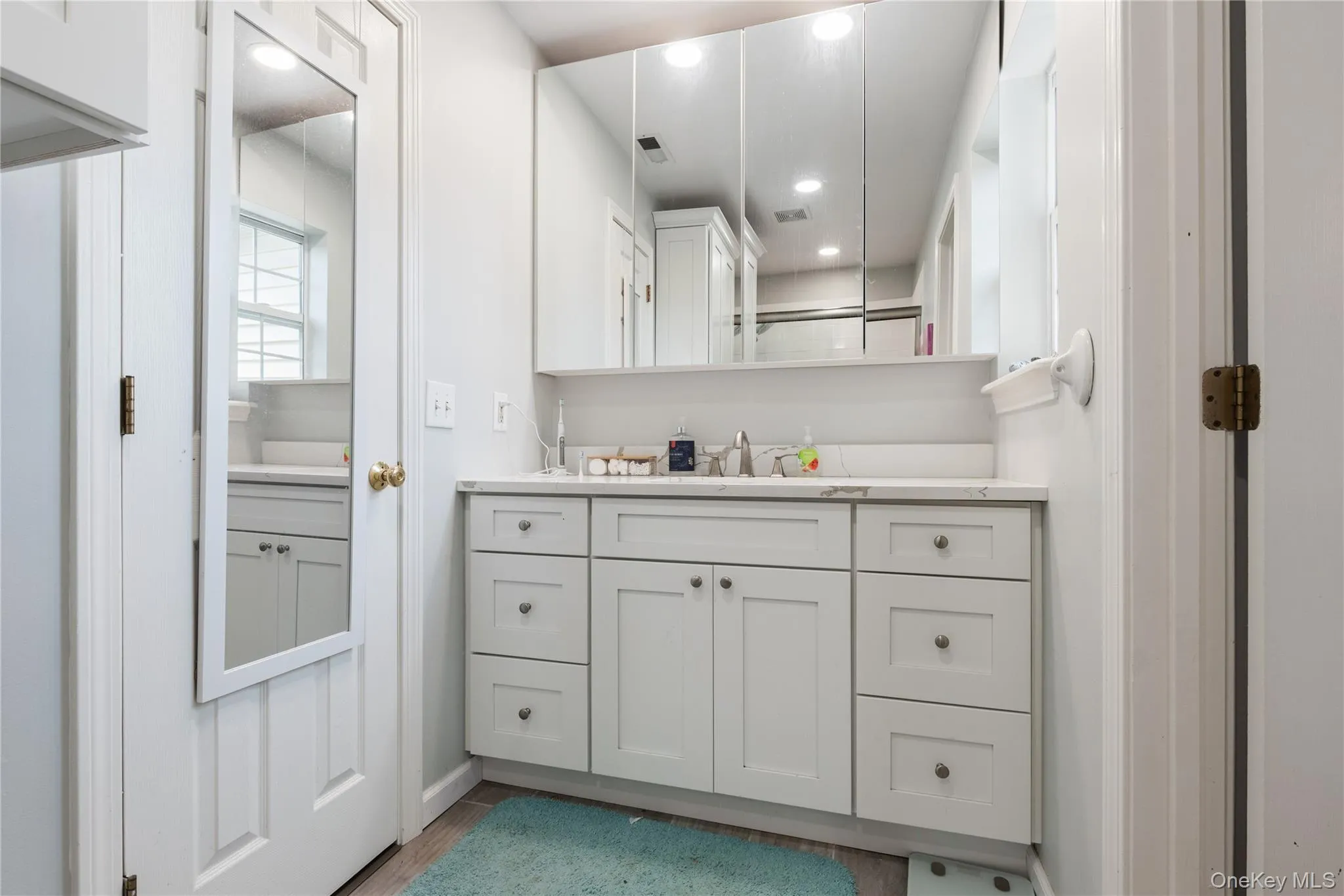 129 Stringham Road, La Grange, NY, 2 Bedrooms Bedrooms, 6 Rooms Rooms,2 BathroomsBathrooms,Residential,For Rent,Stringham,0,1007849 129 Stringham Road, La Grange, NY, 2 Bedrooms Bedrooms, 6 Rooms Rooms,2 BathroomsBathrooms,Residential,For Rent,Stringham,0,1007849